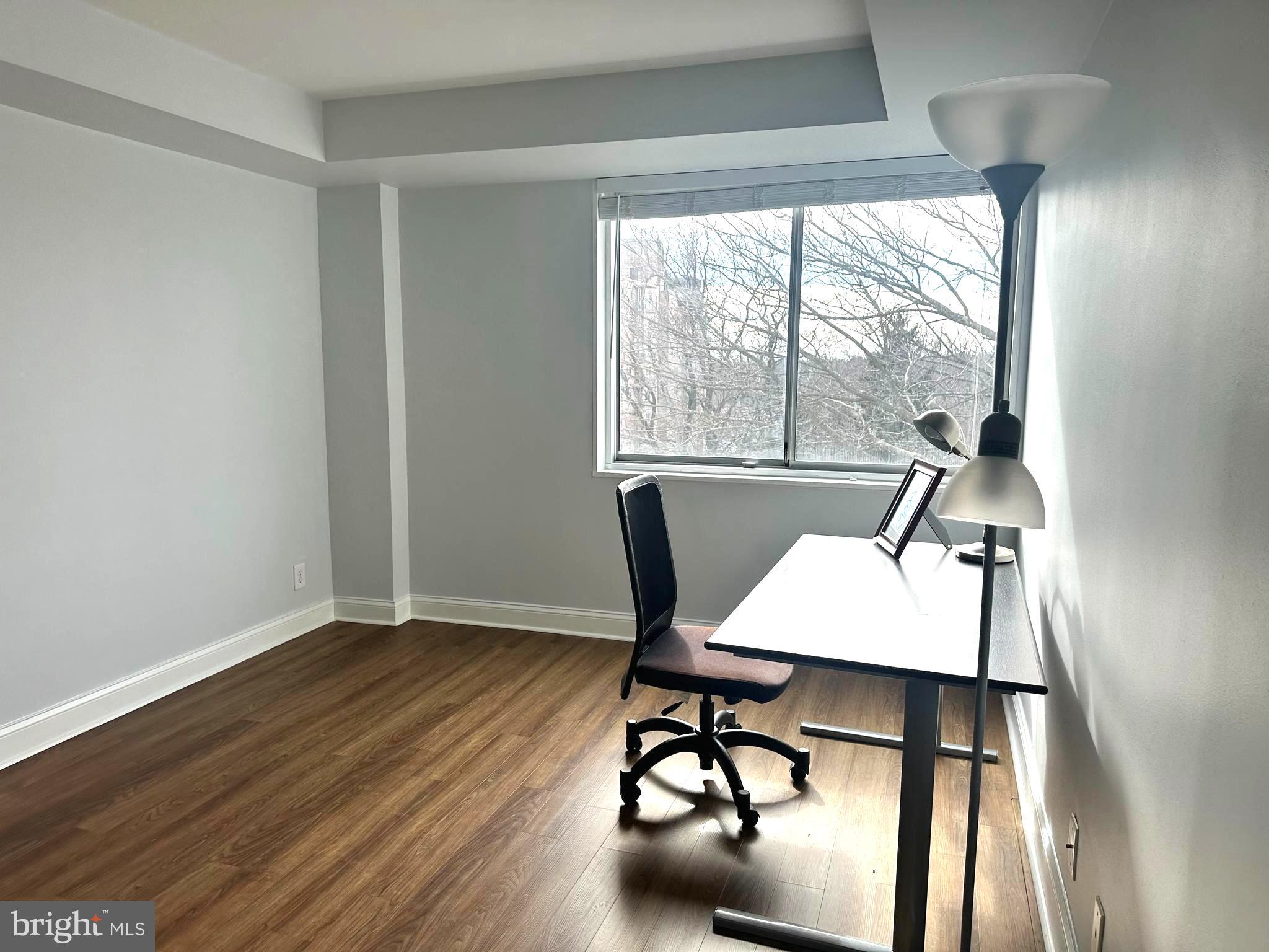 WHITEHALL - Residential