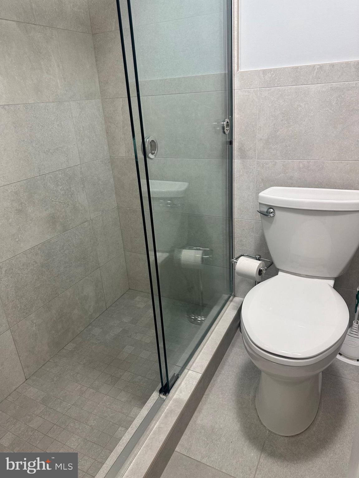 WHITEHALL - Residential