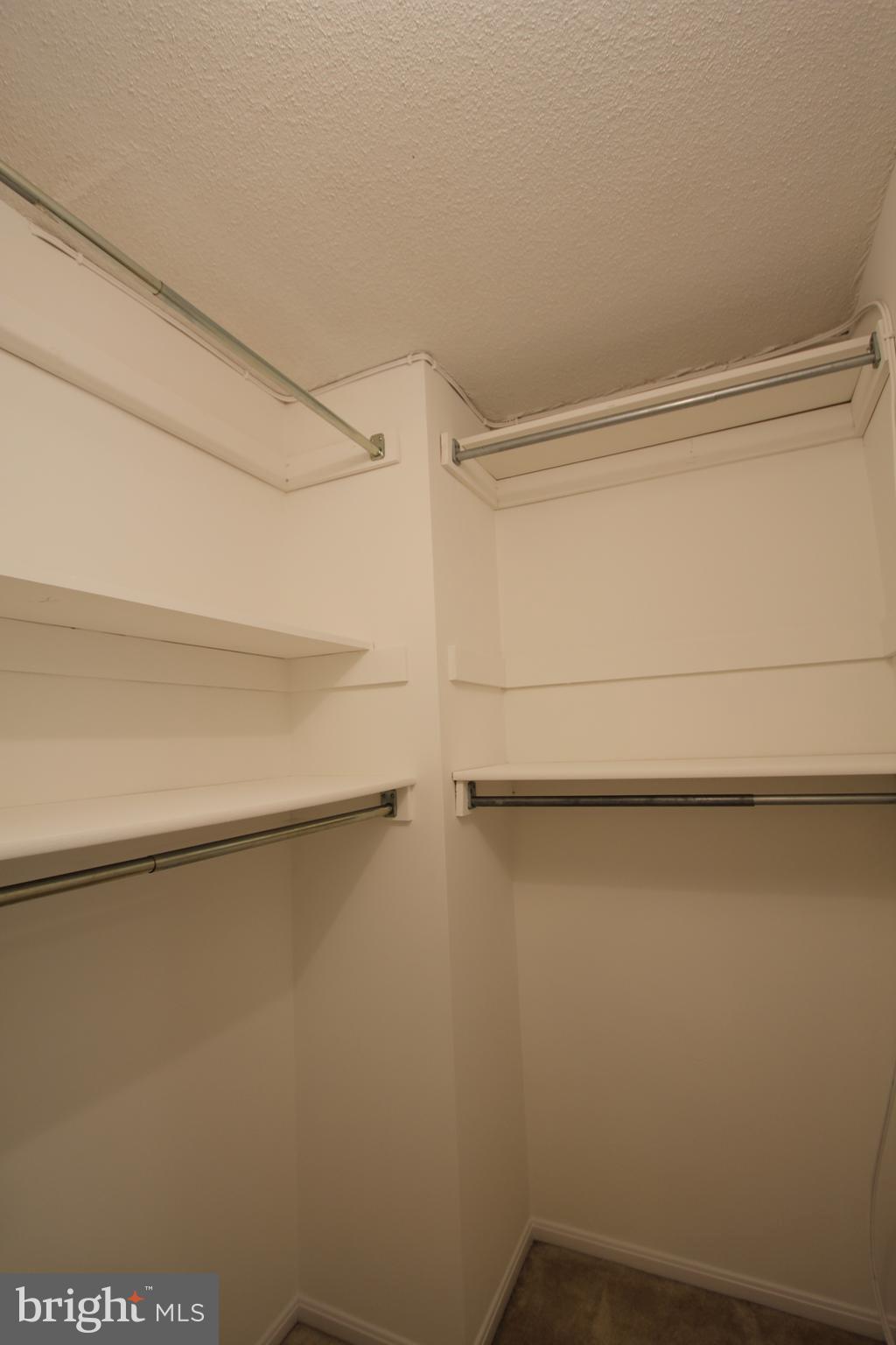 ROTONDA - Residential Lease