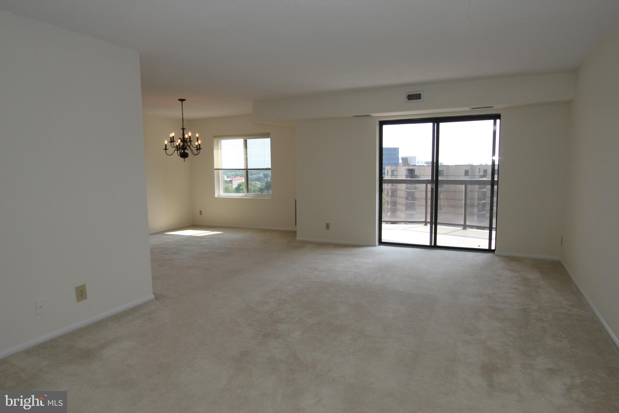 ROTONDA - Residential Lease