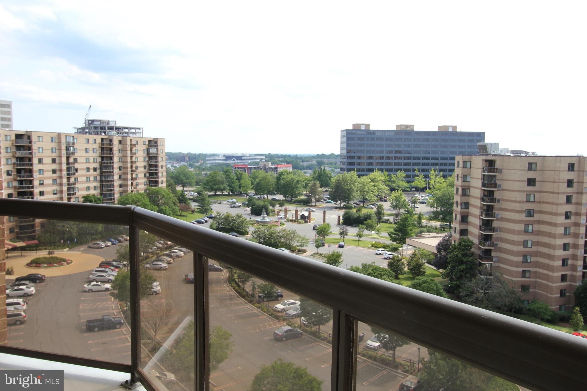 ROTONDA - Residential Lease