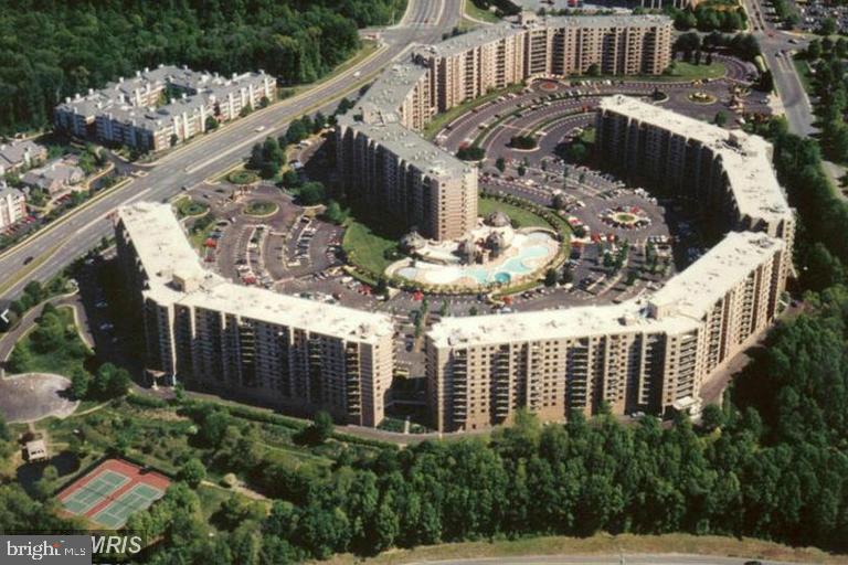 ROTONDA - Residential Lease