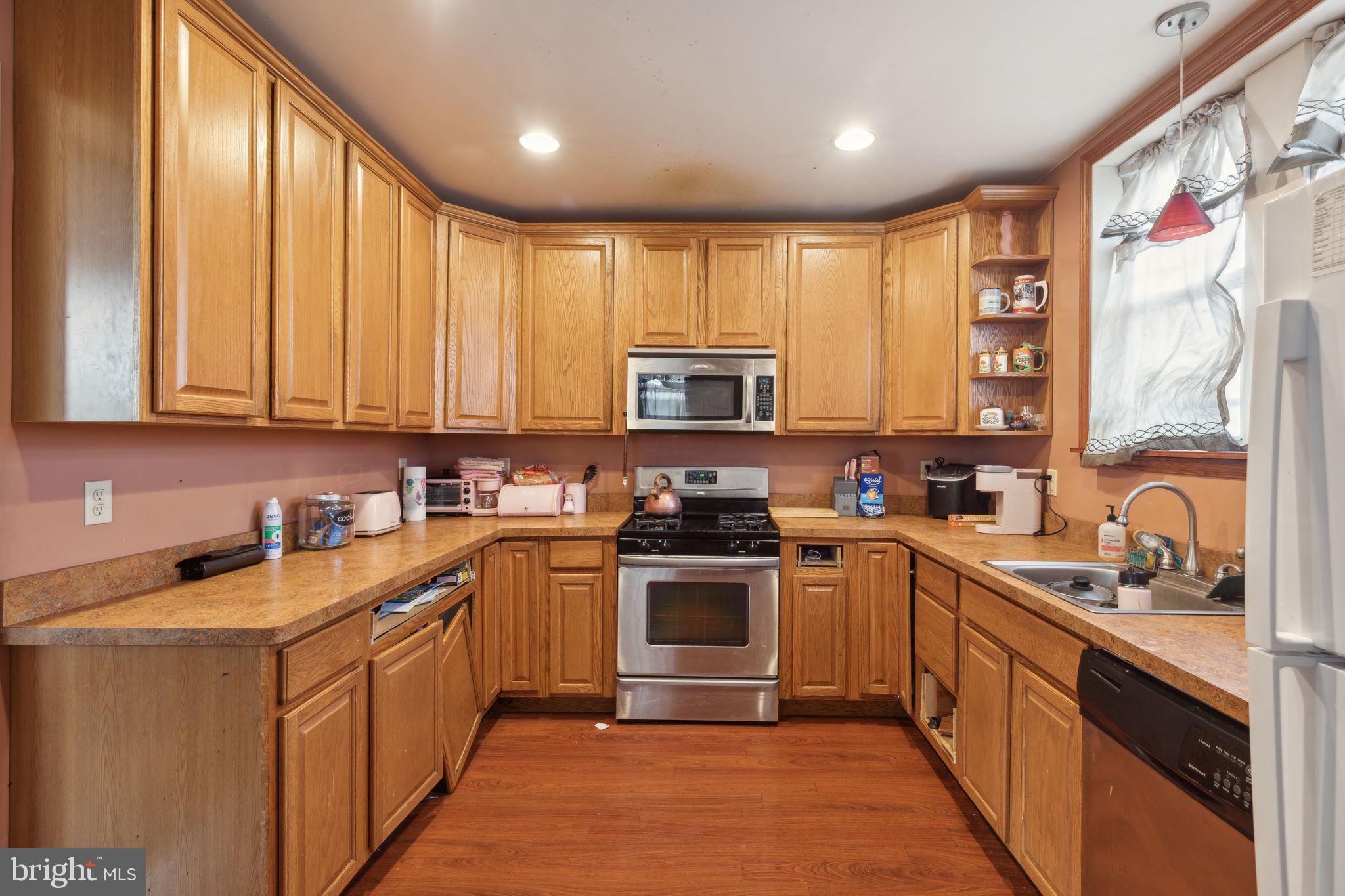 YEADON - Residential