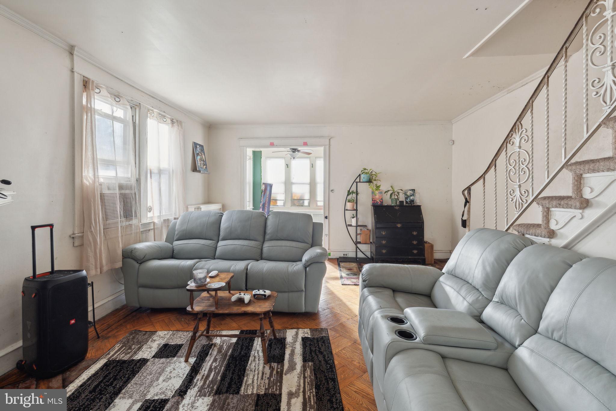 YEADON - Residential