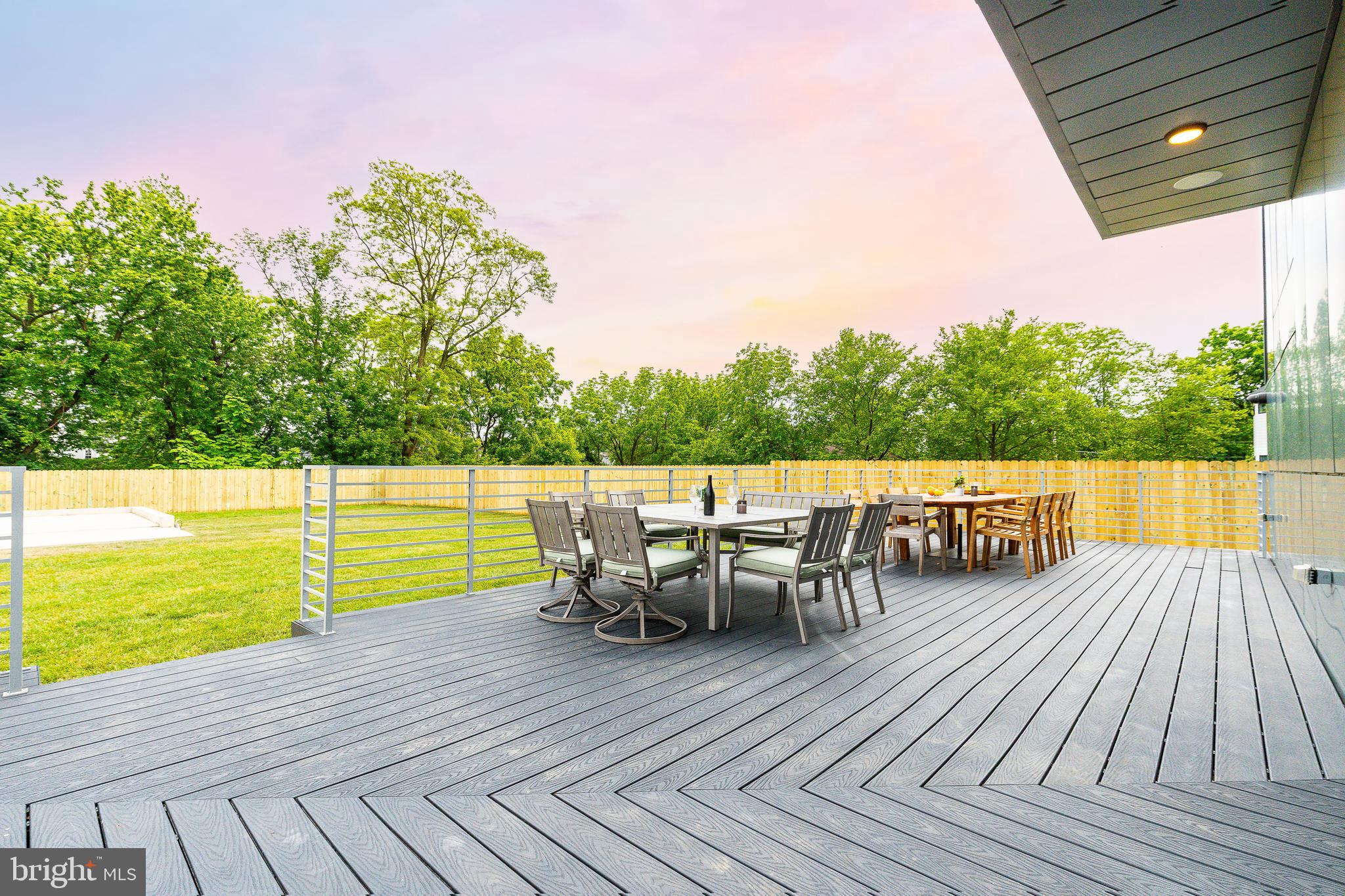 KREWSTOWN - Residential