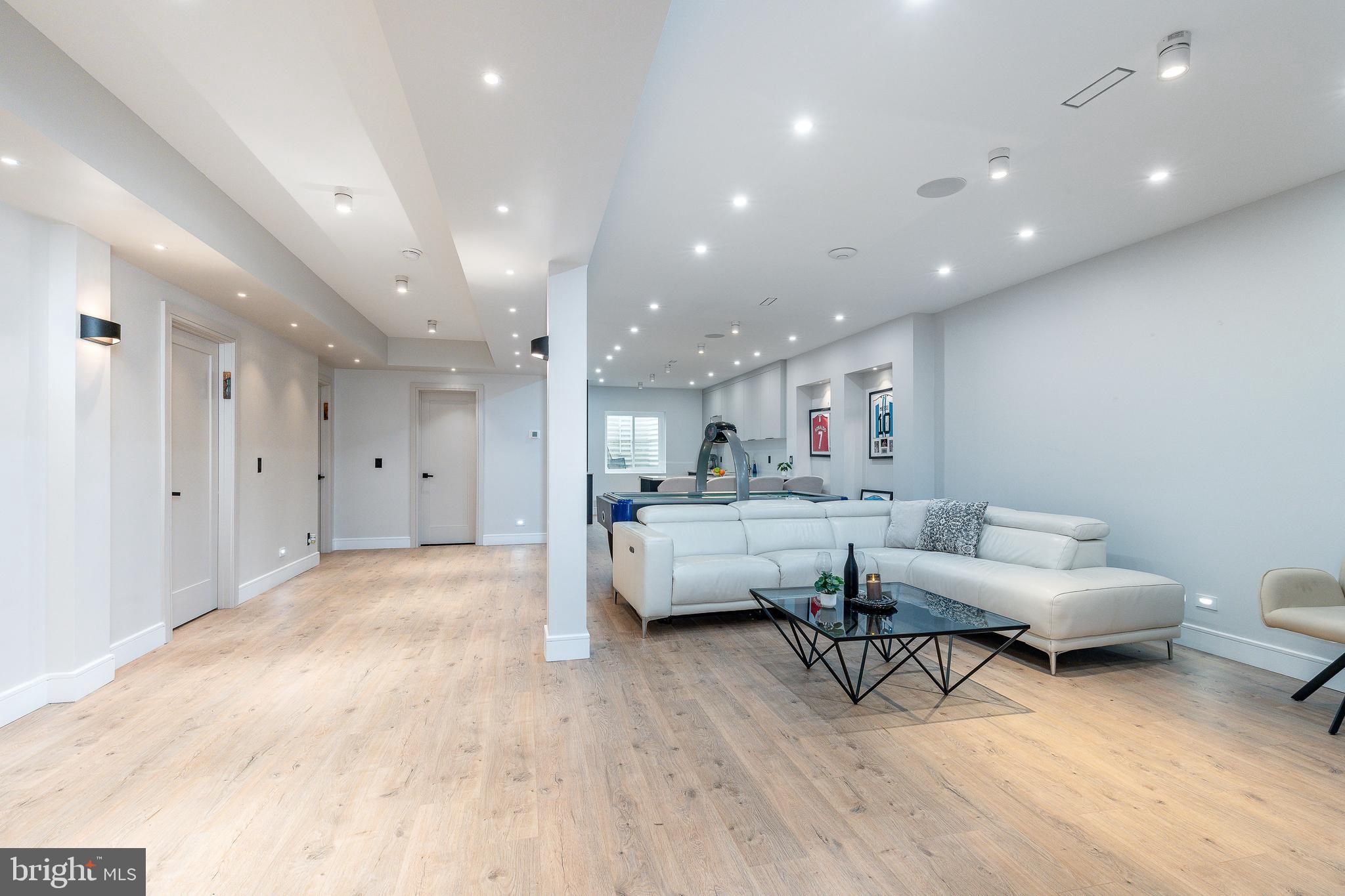 KREWSTOWN - Residential