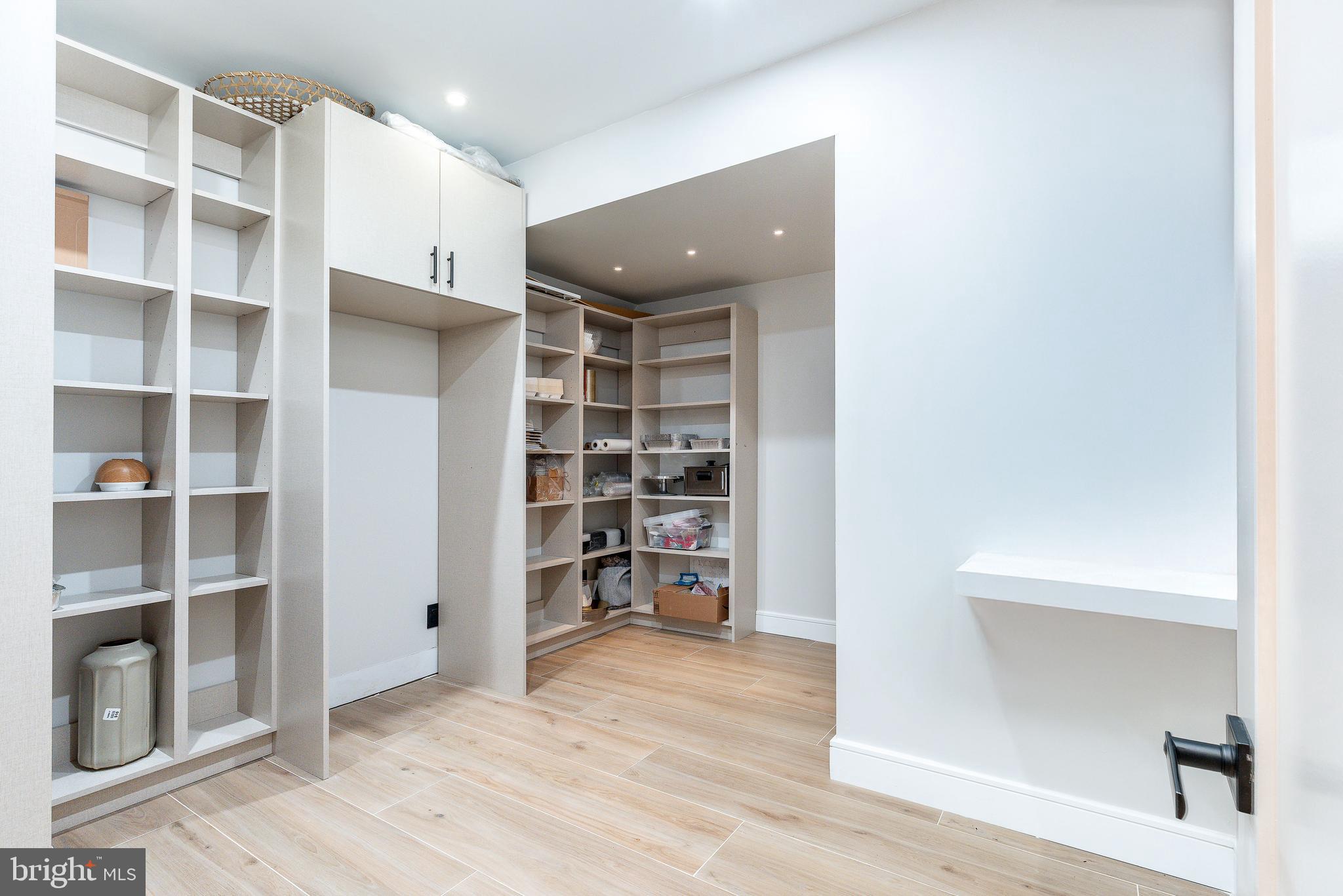 KREWSTOWN - Residential