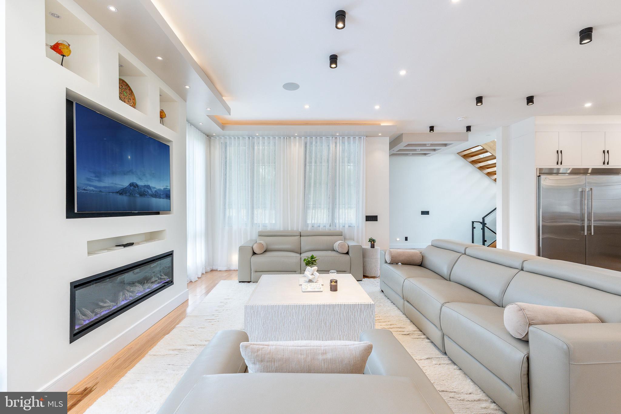 KREWSTOWN - Residential