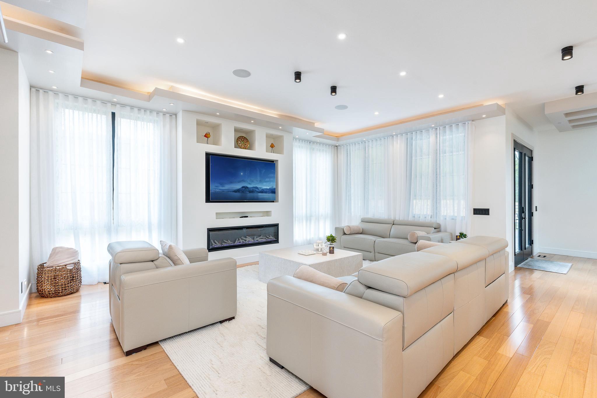 KREWSTOWN - Residential