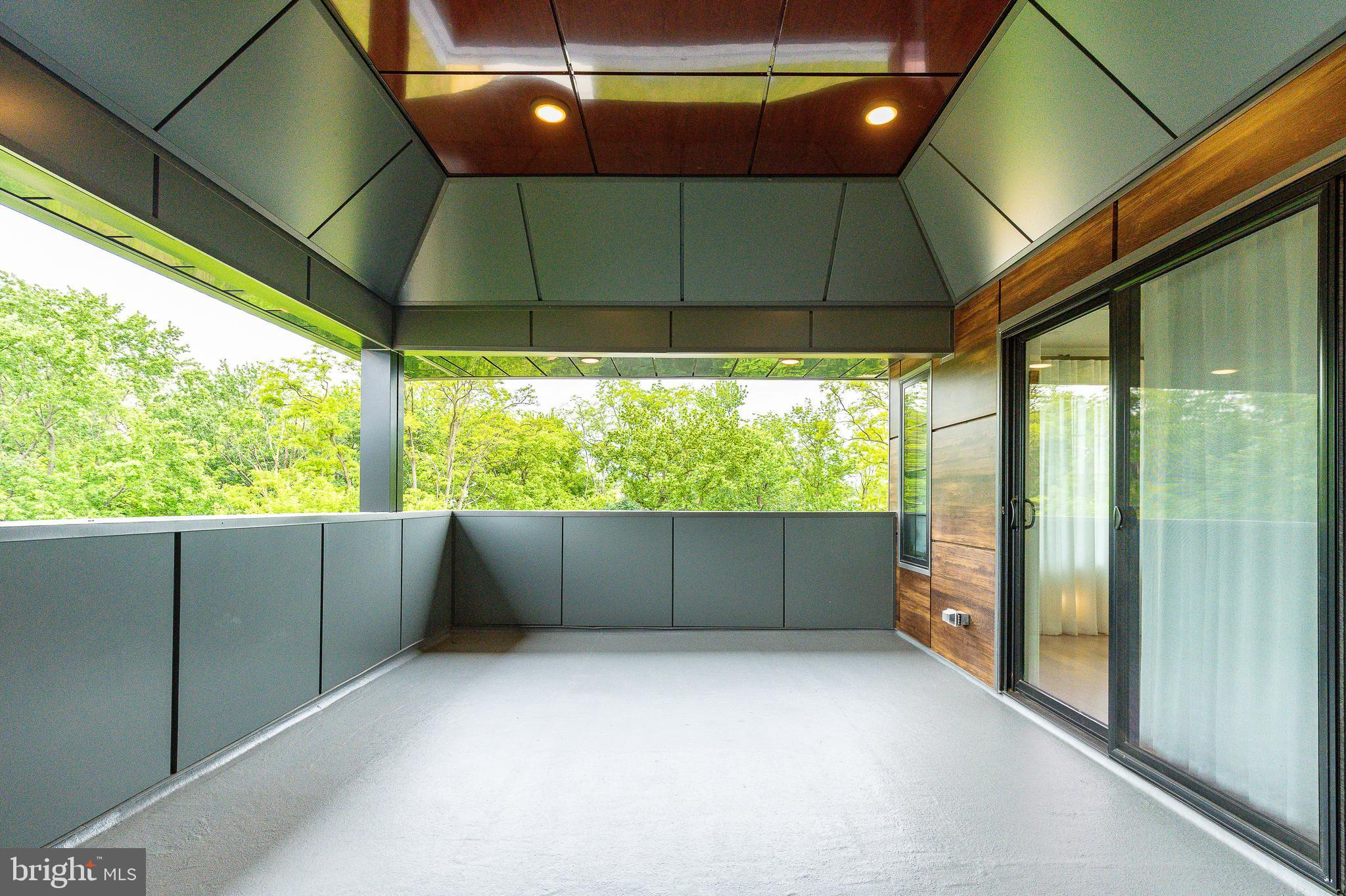 KREWSTOWN - Residential