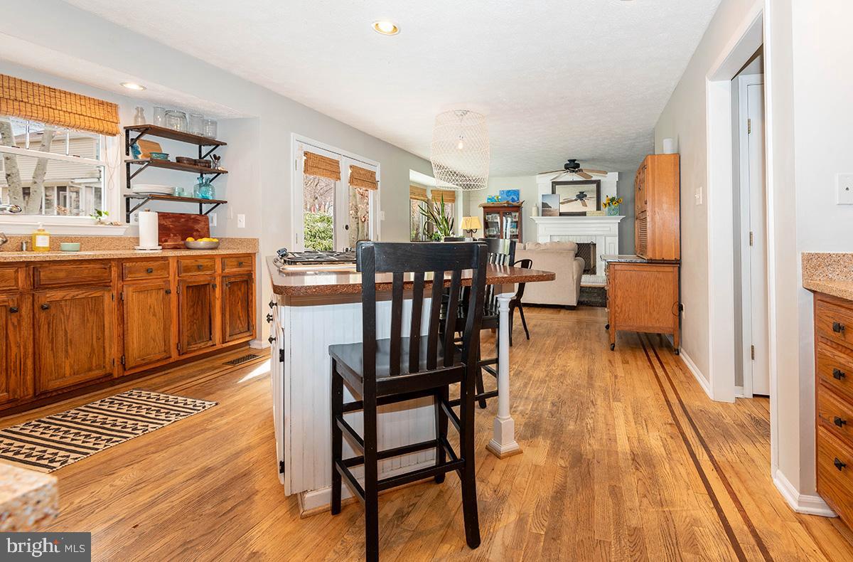 CROFTON WOODS - Residential