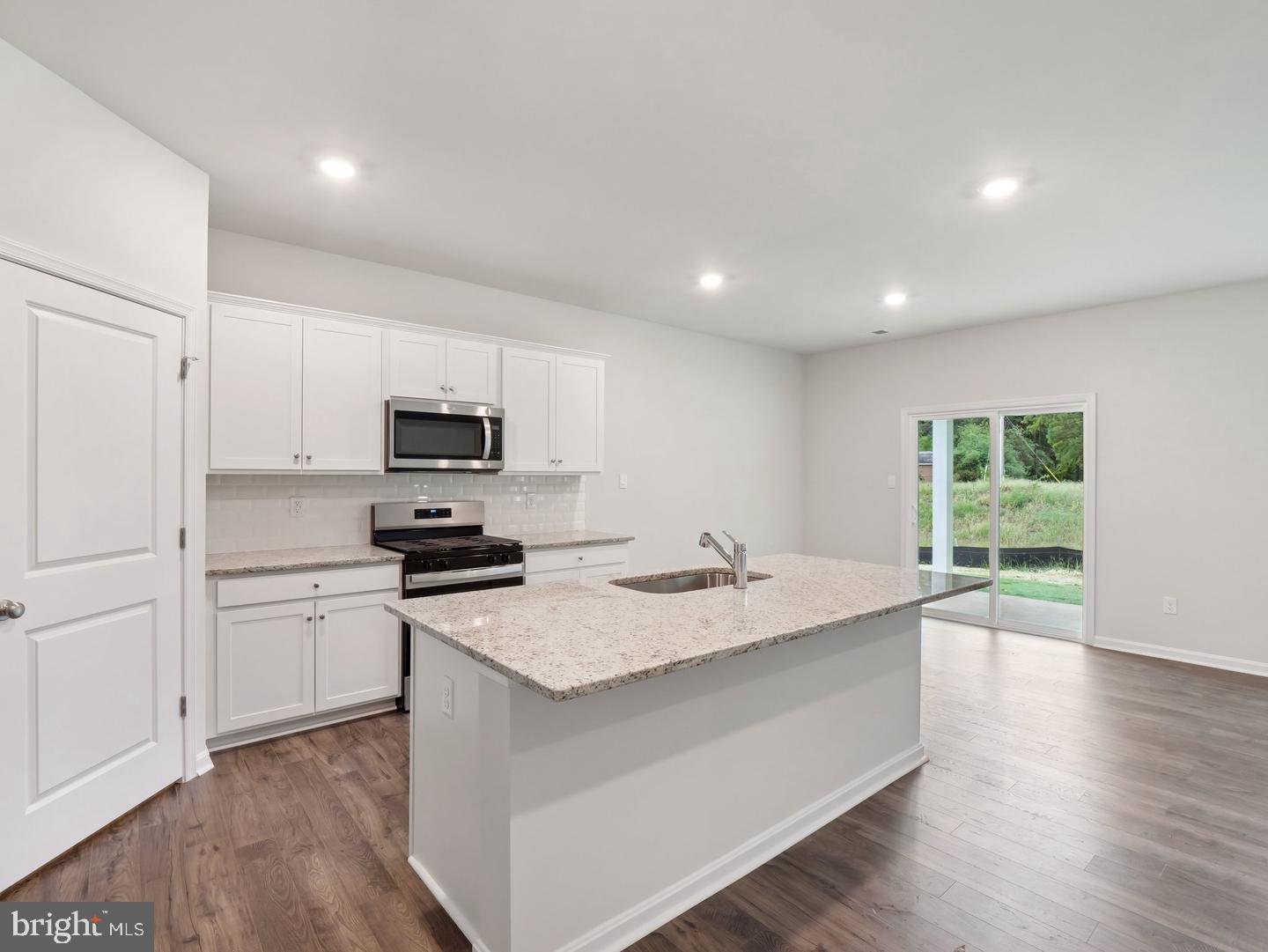6176 DISCOVERING RIDGE DRIVE