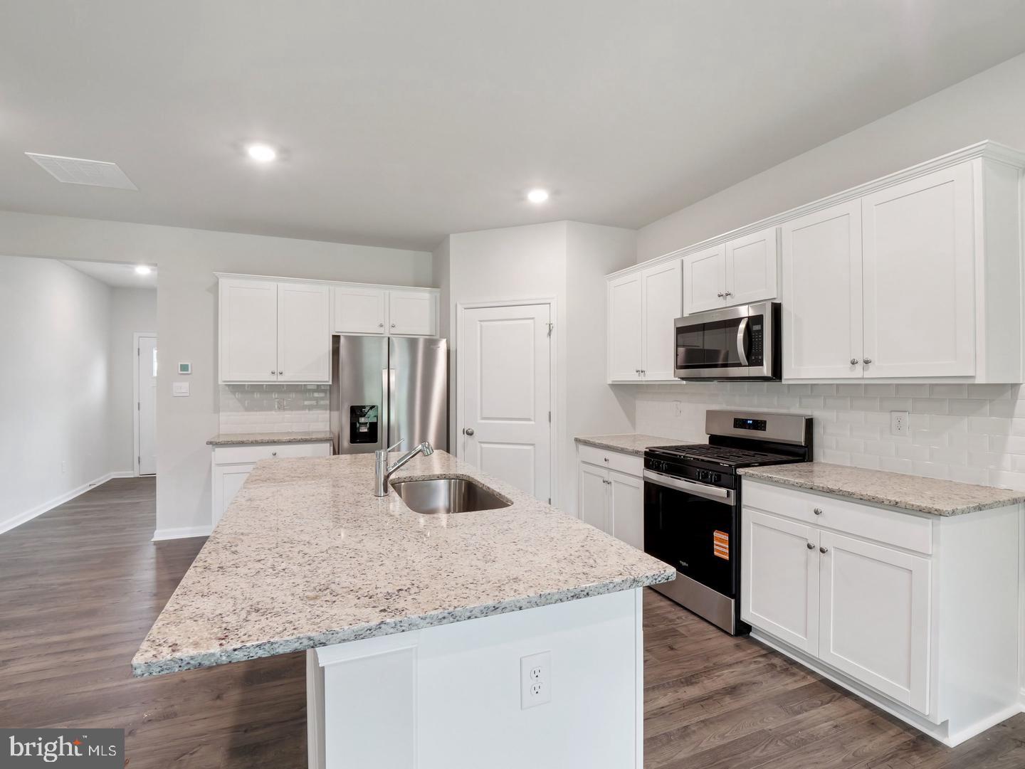 6176 DISCOVERING RIDGE DRIVE