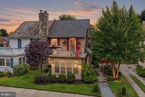Townhouse For Sale - 16 Gladstone Road<br/> LANSDOWNE, PA 19050