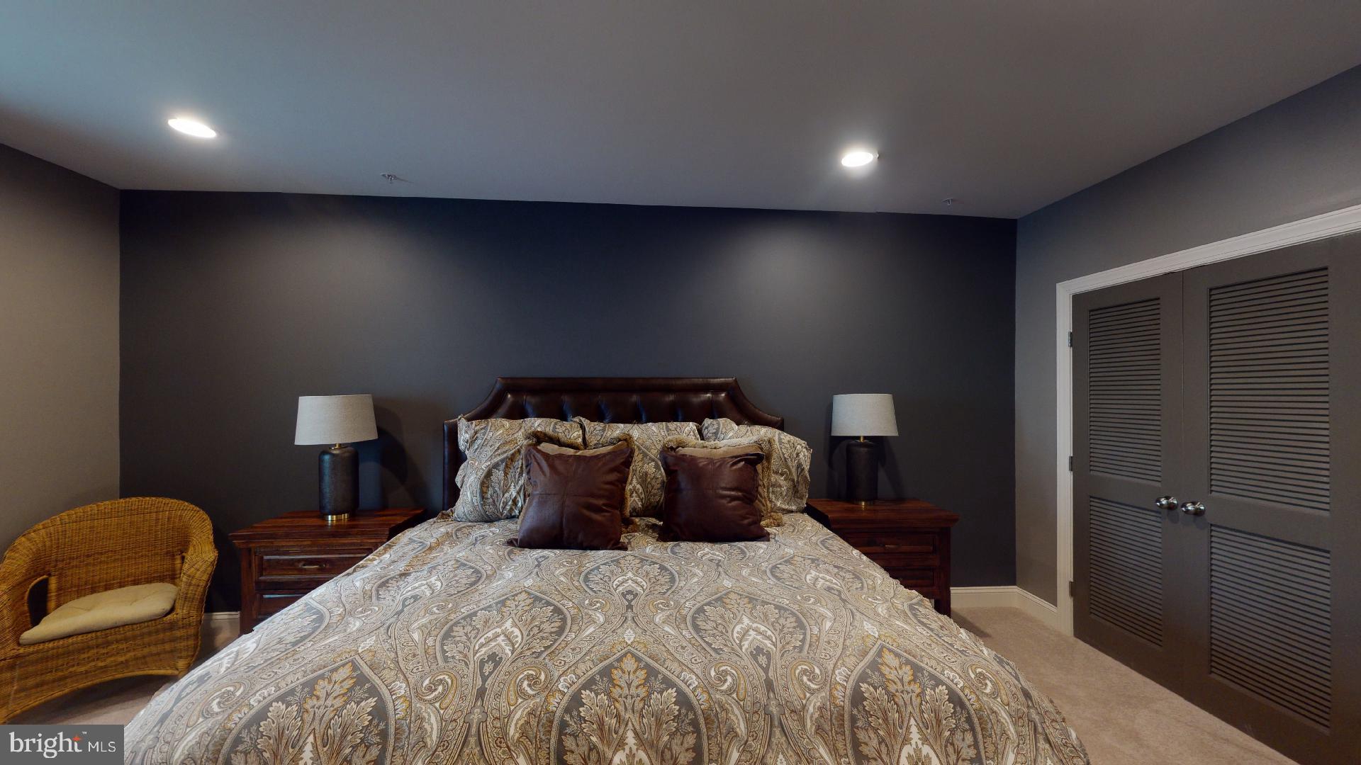 WOODMORE NORTH - Residential