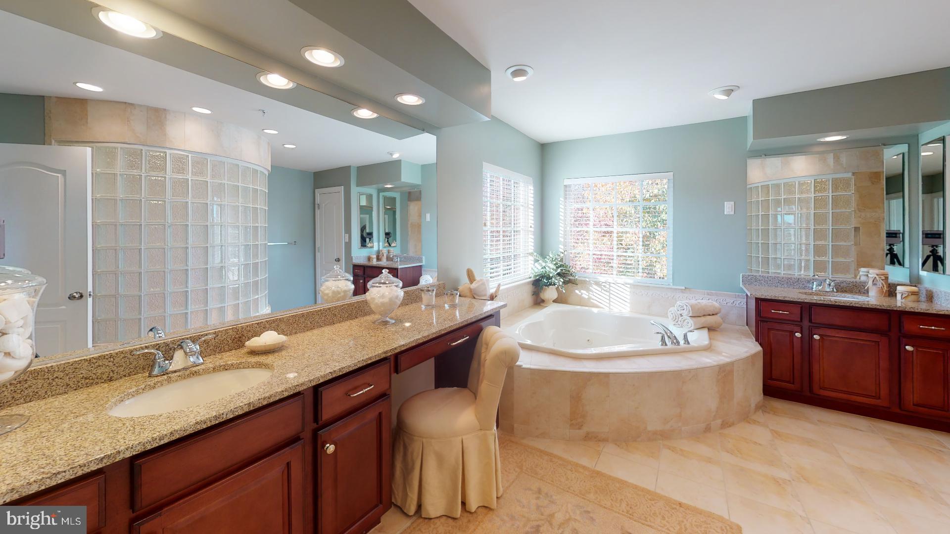 WOODMORE NORTH - Residential