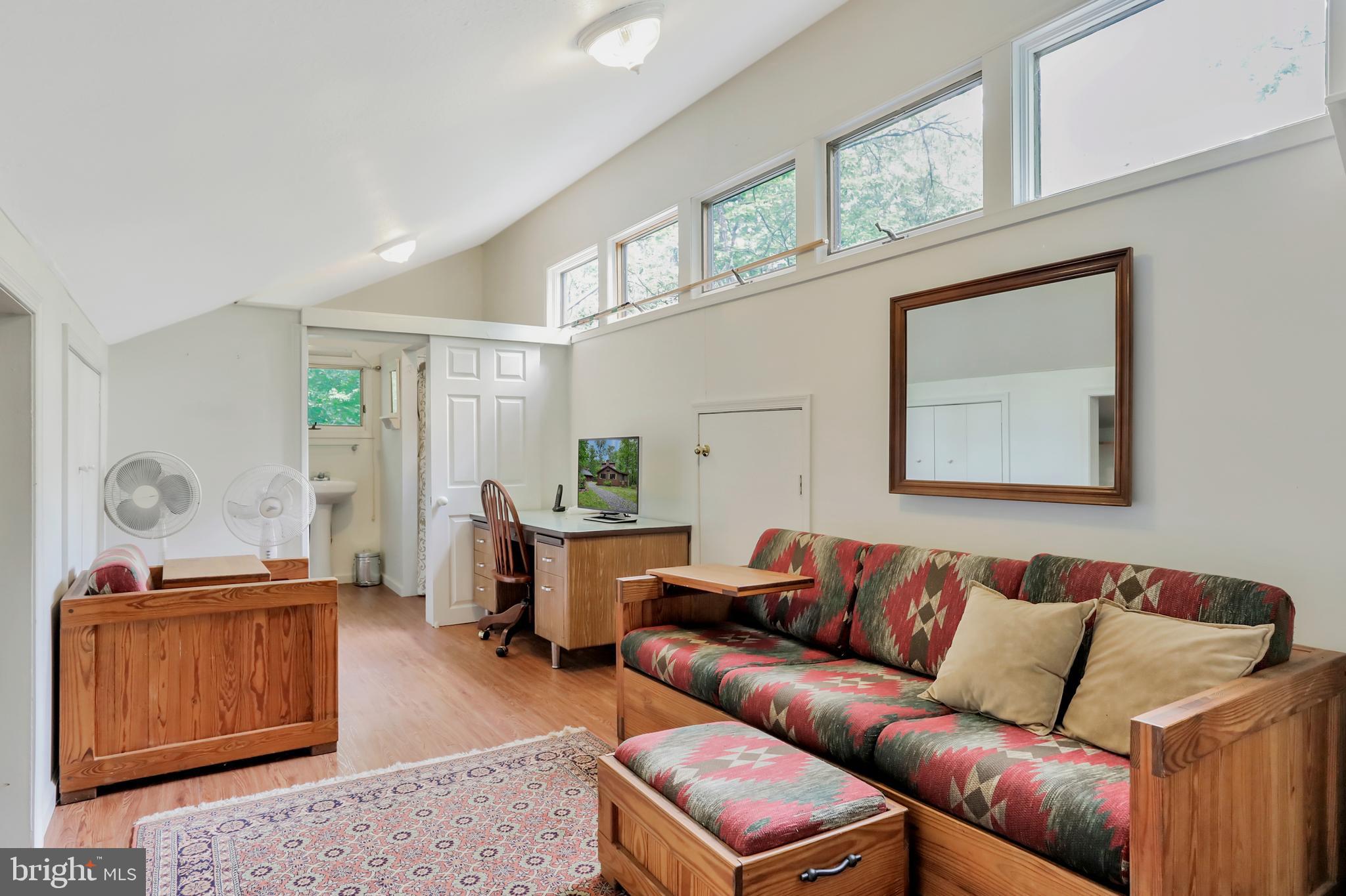 RIVER RIDGE - Residential