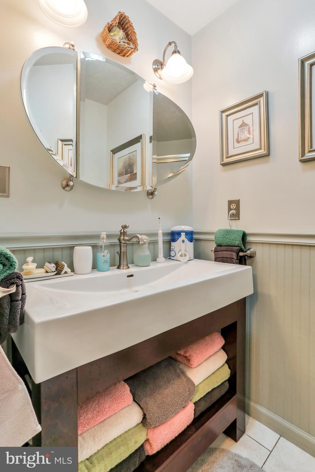 RIVER RIDGE - Residential