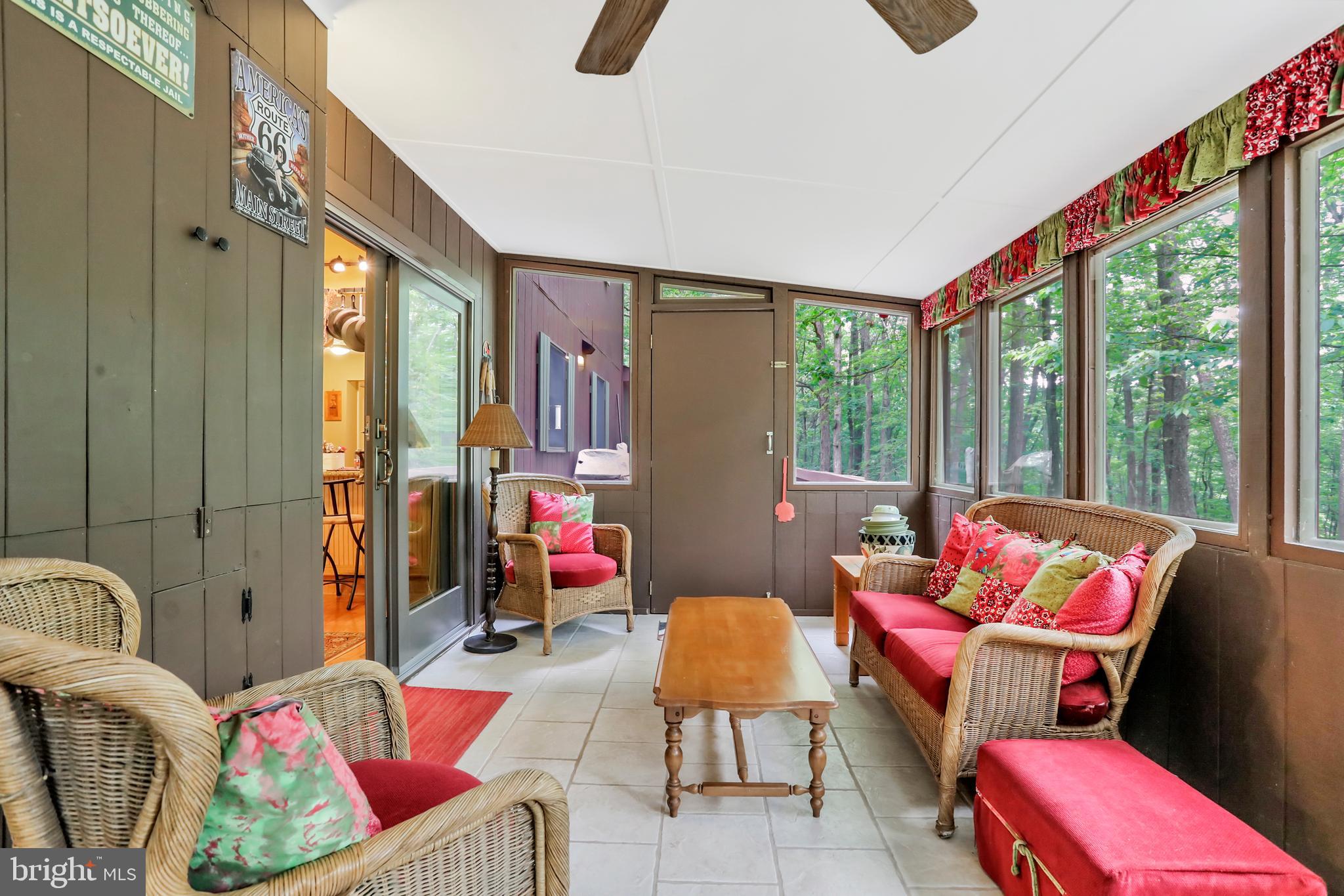 RIVER RIDGE - Residential