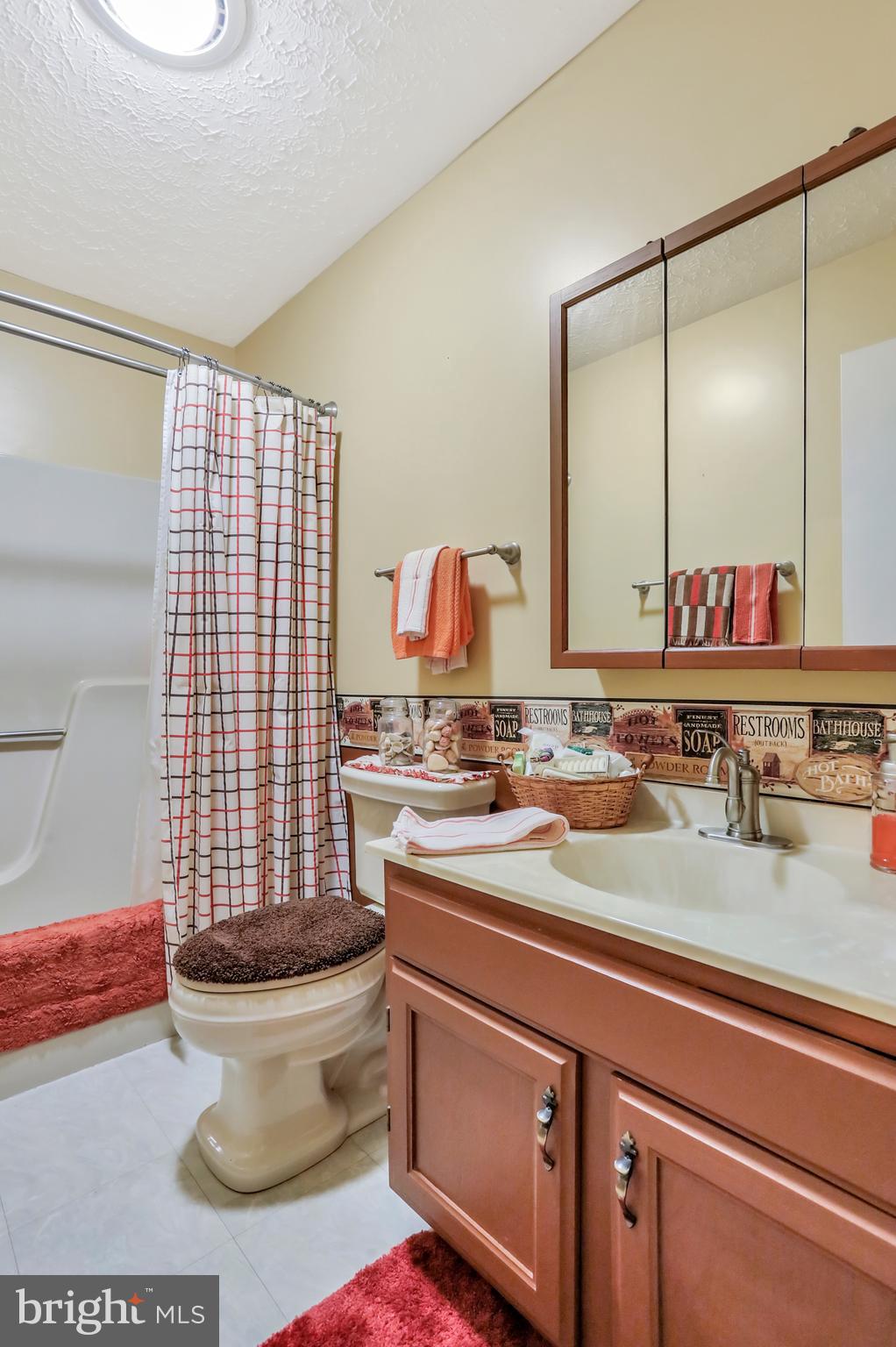 RIVER RIDGE - Residential