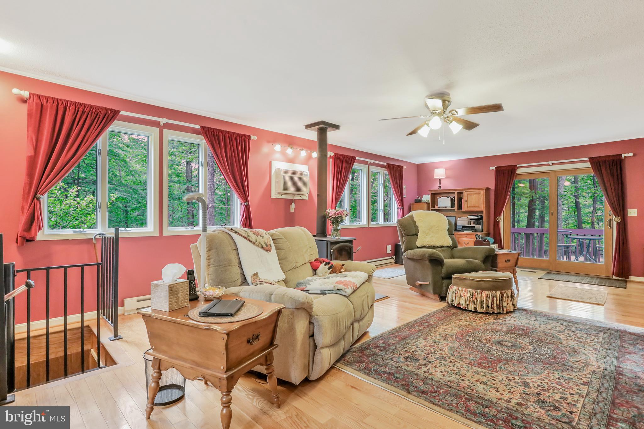 RIVER RIDGE - Residential