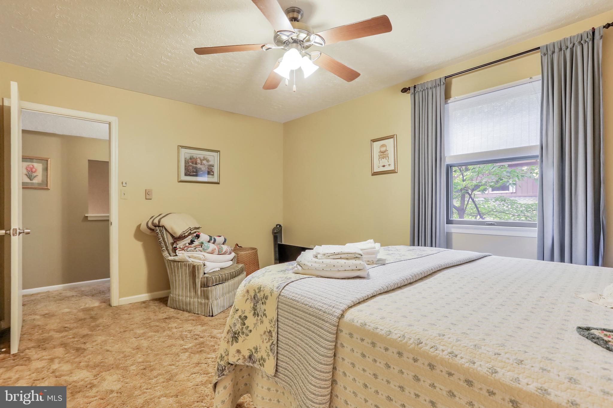 RIVER RIDGE - Residential