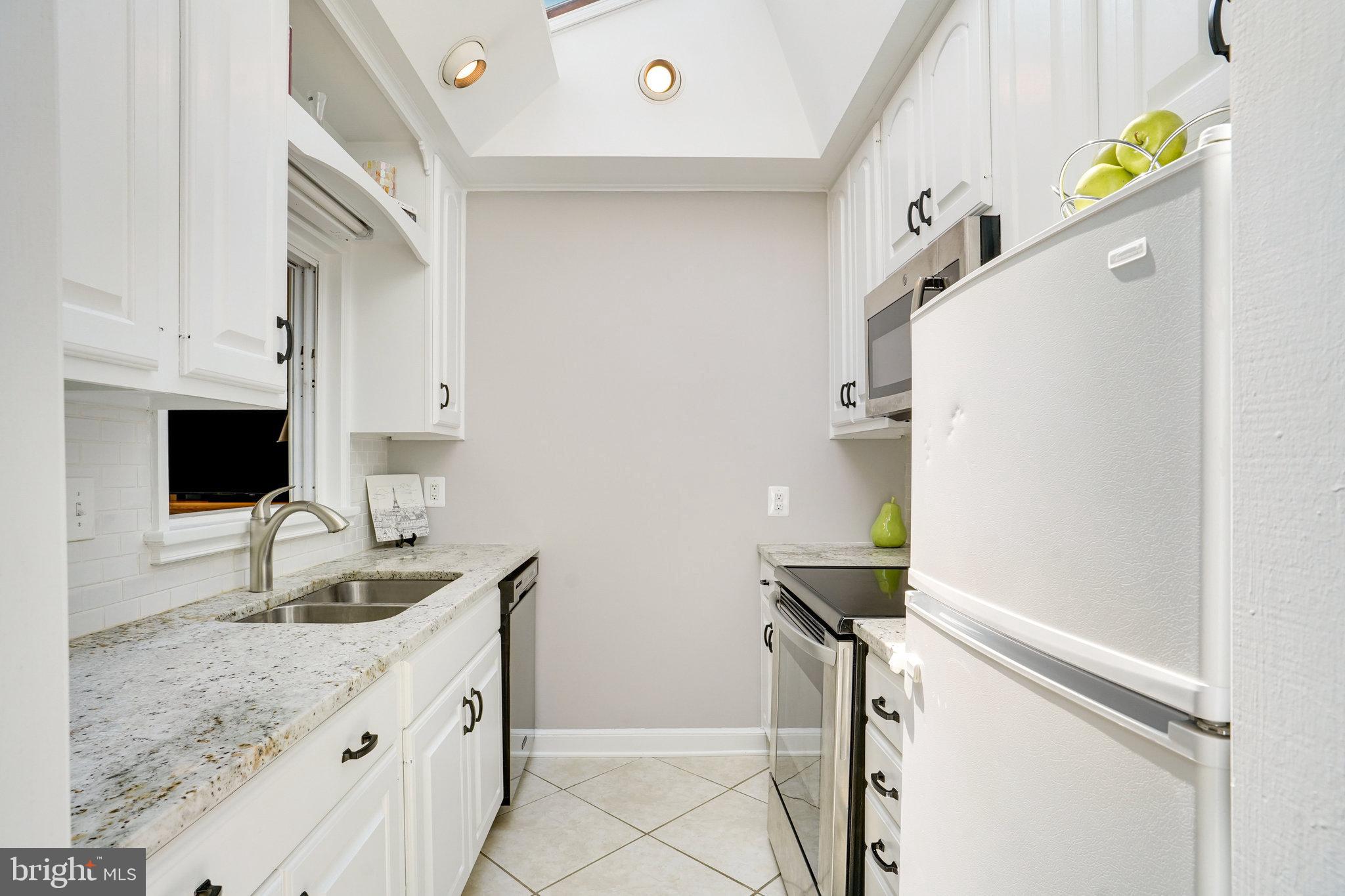 FAIRVIEW - Residential