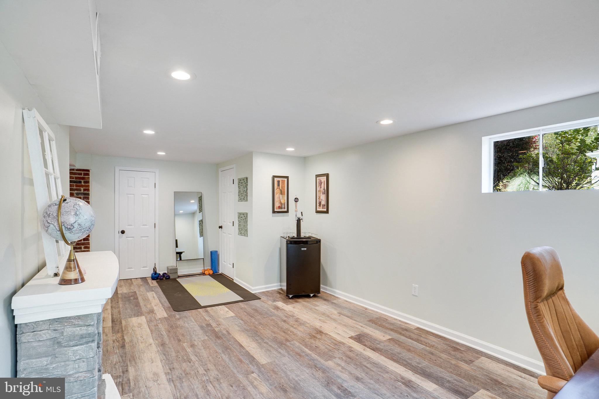 FAIRVIEW - Residential