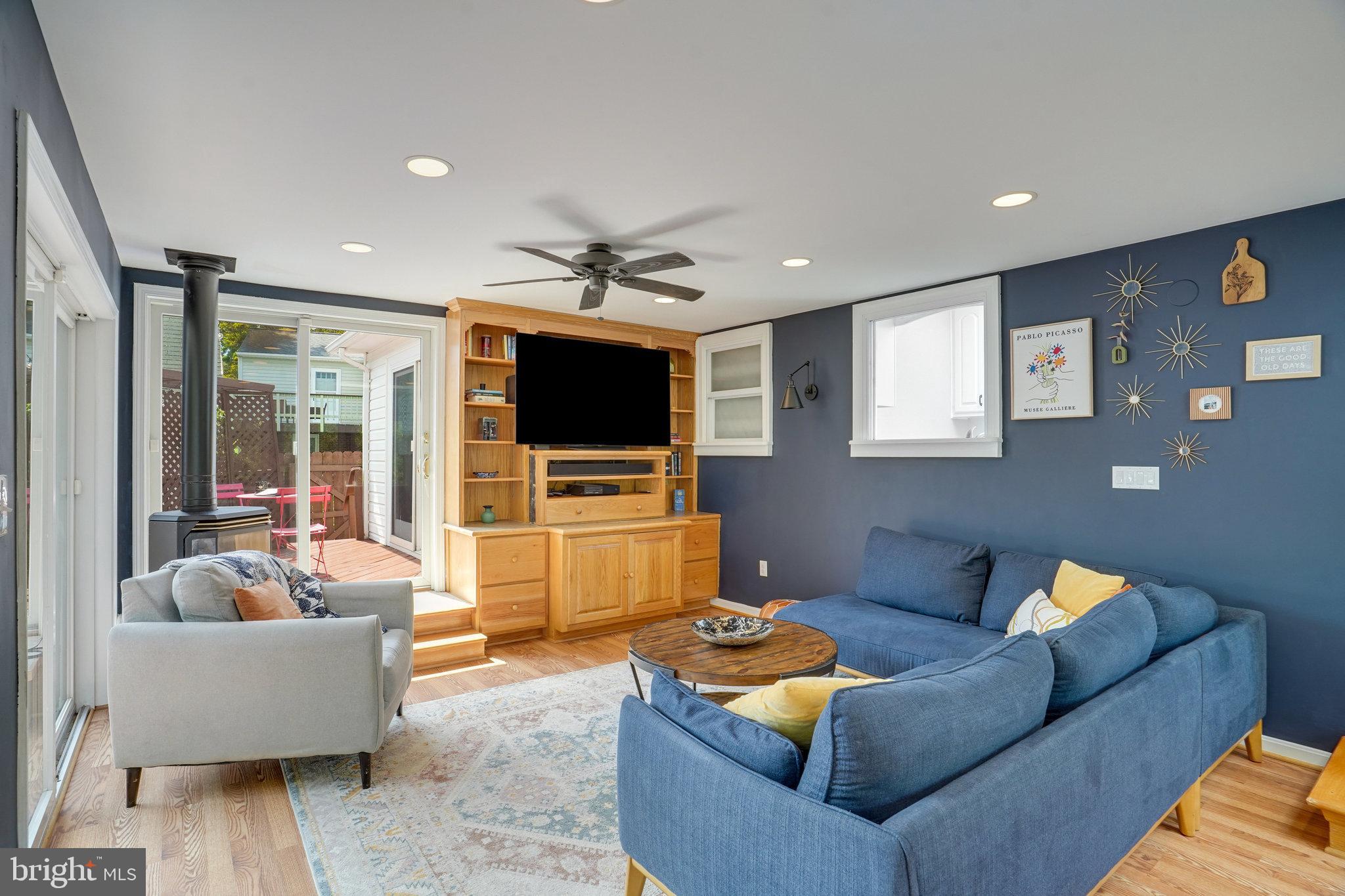 FAIRVIEW - Residential