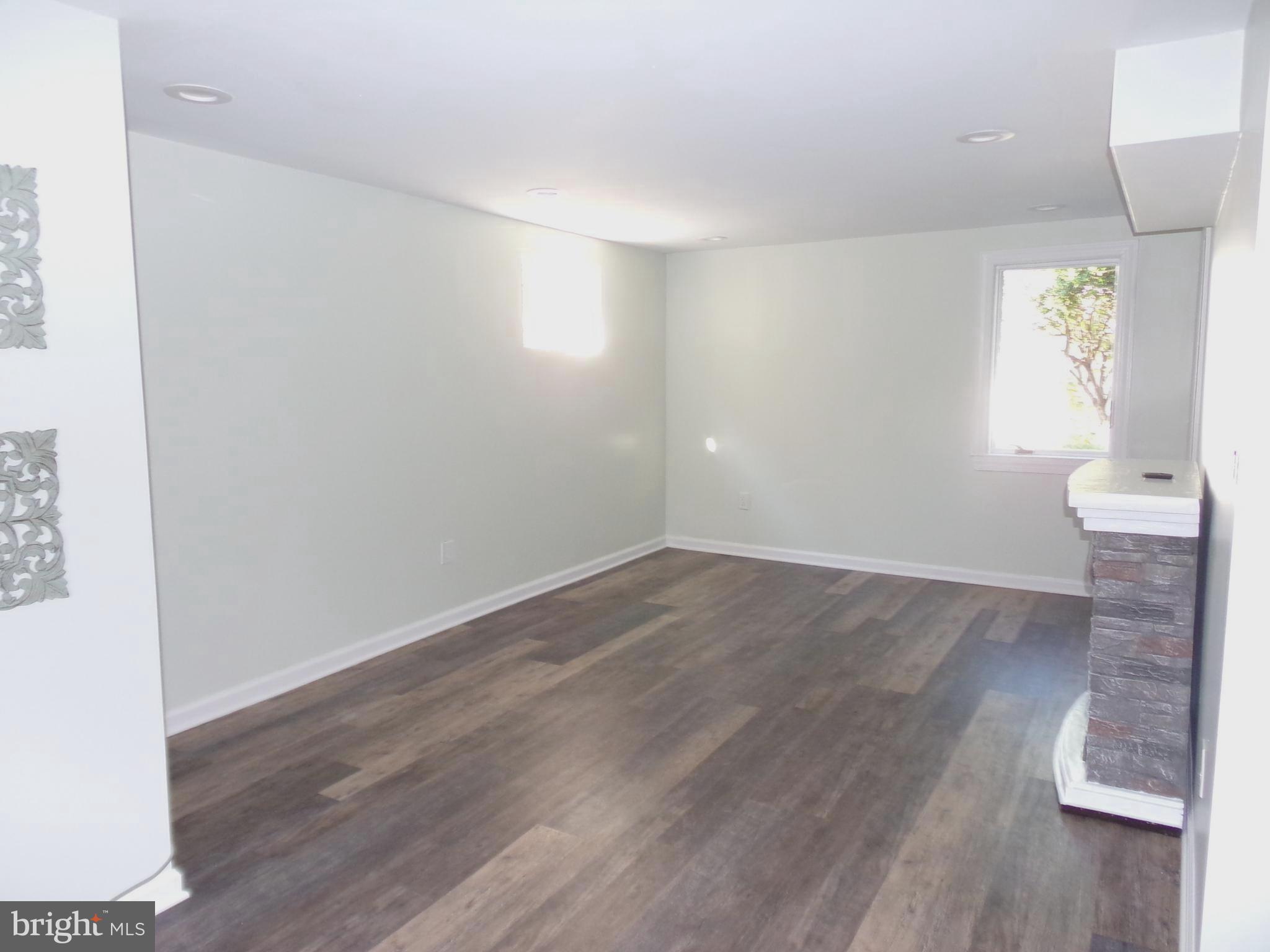 FAIRVIEW - Residential