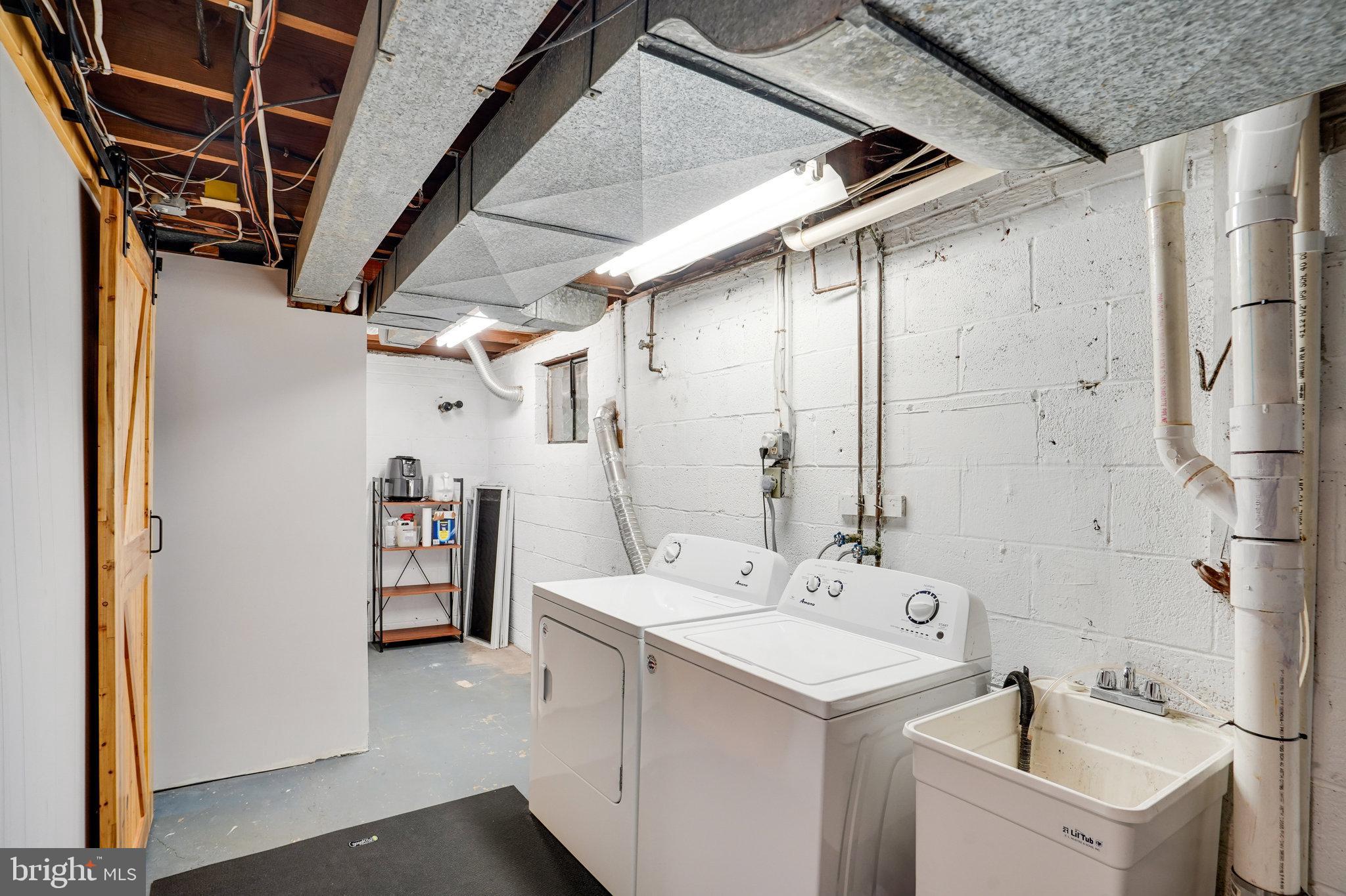 FAIRVIEW - Residential