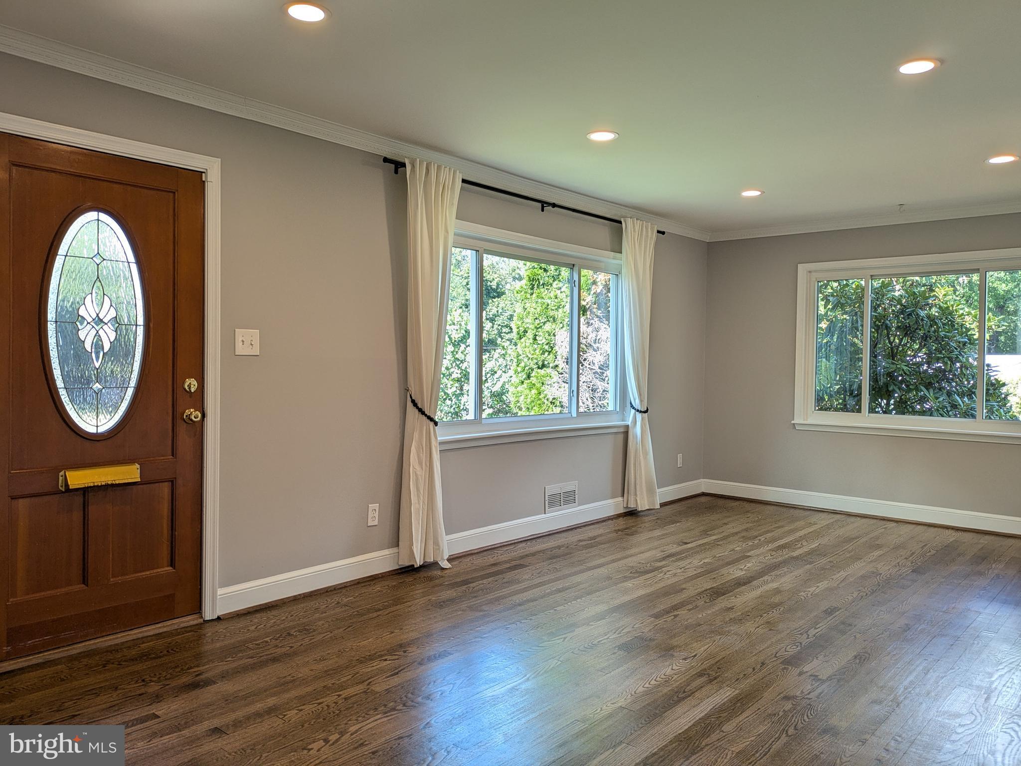 FAIRVIEW - Residential