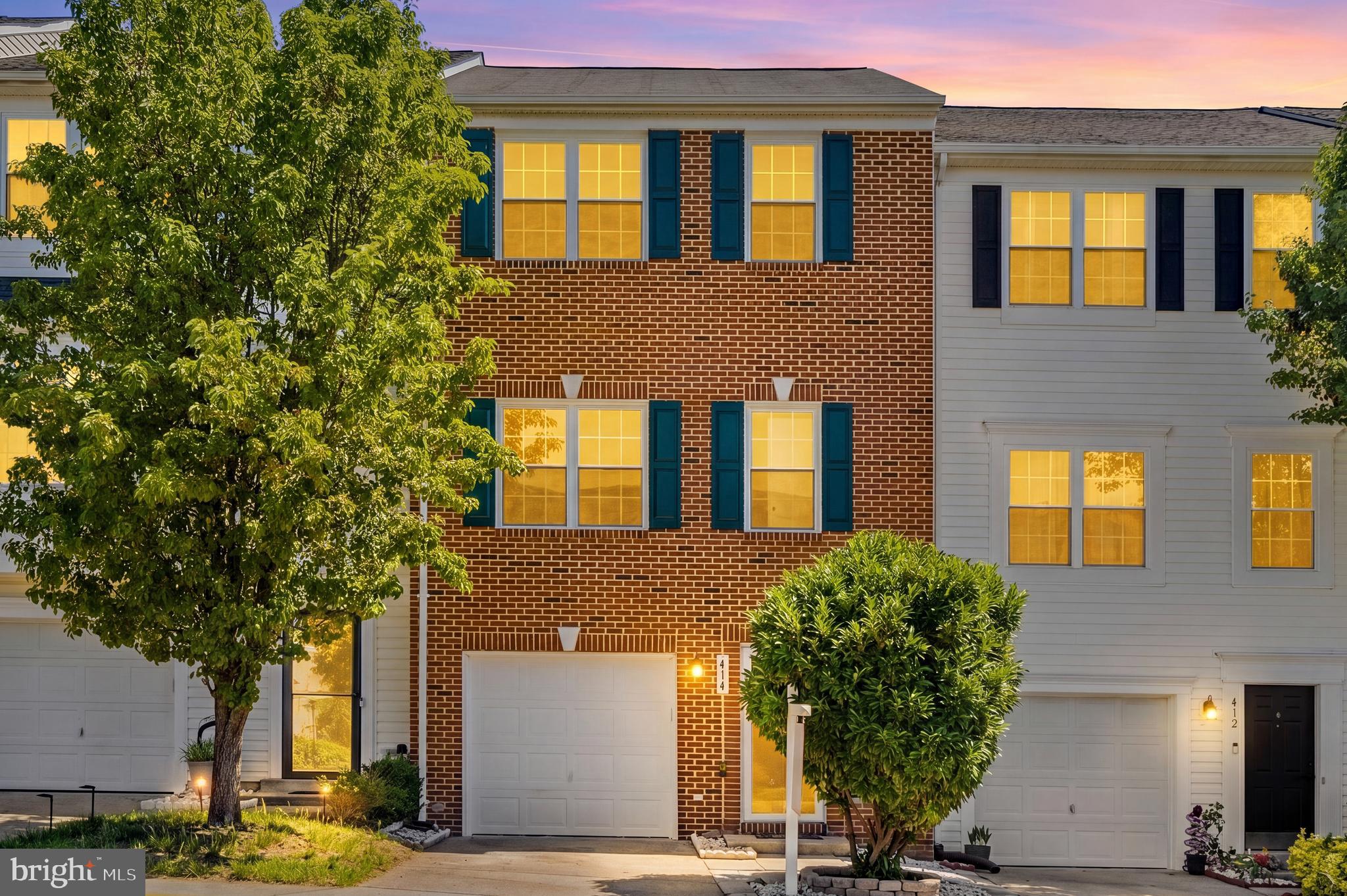 414 GINKGO TERRACE NE