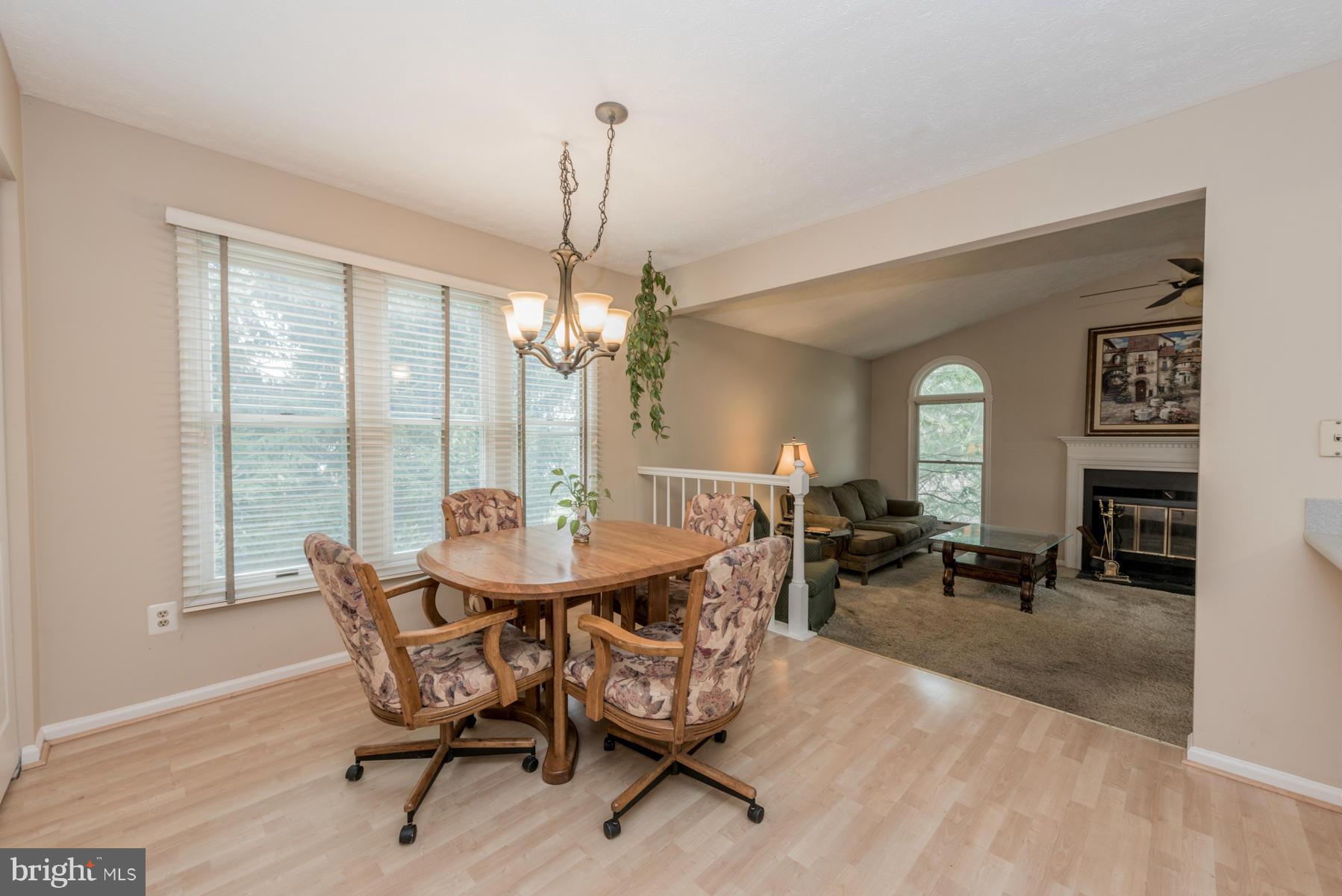 OAK WEST - Residential