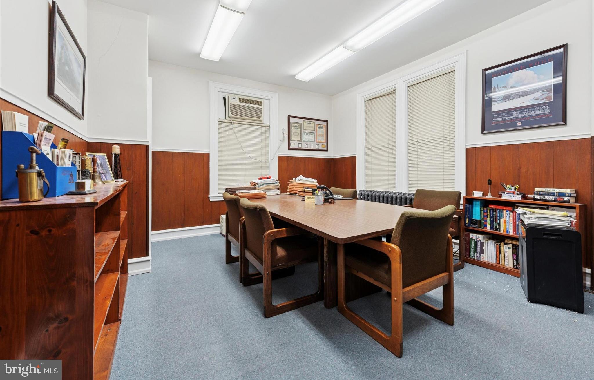 LLANERCH - Commercial Sale