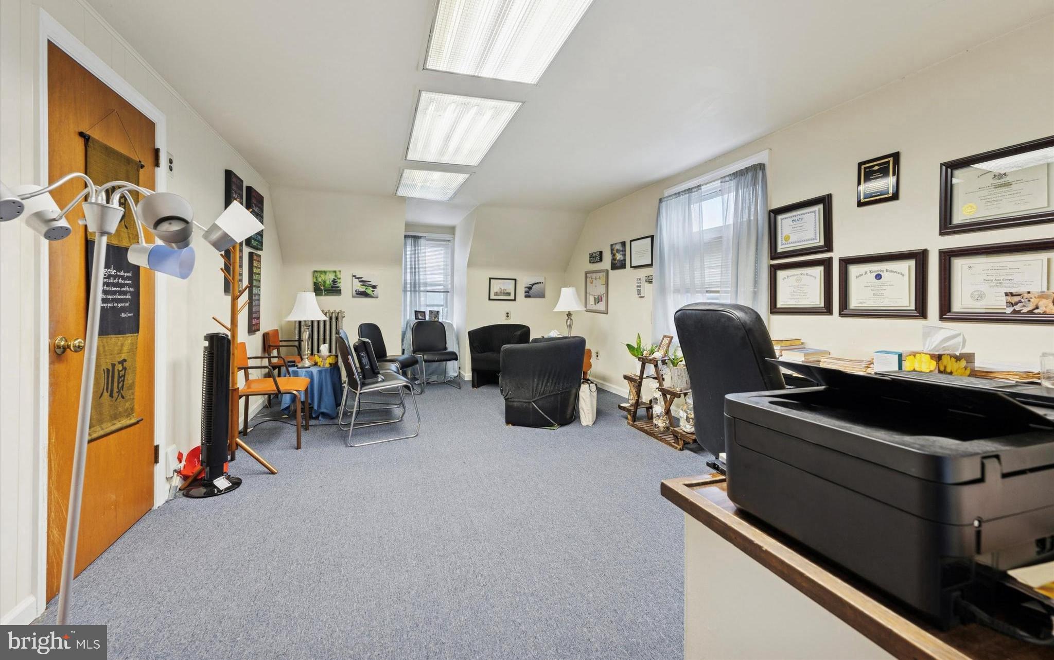 LLANERCH - Commercial Sale