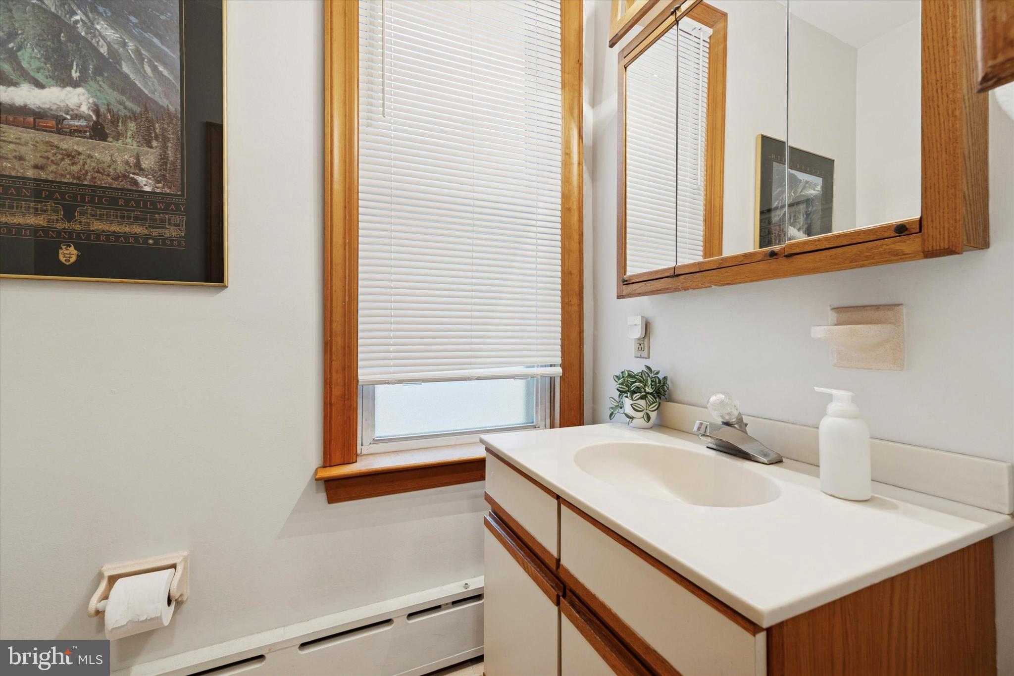 LLANERCH - Commercial Sale