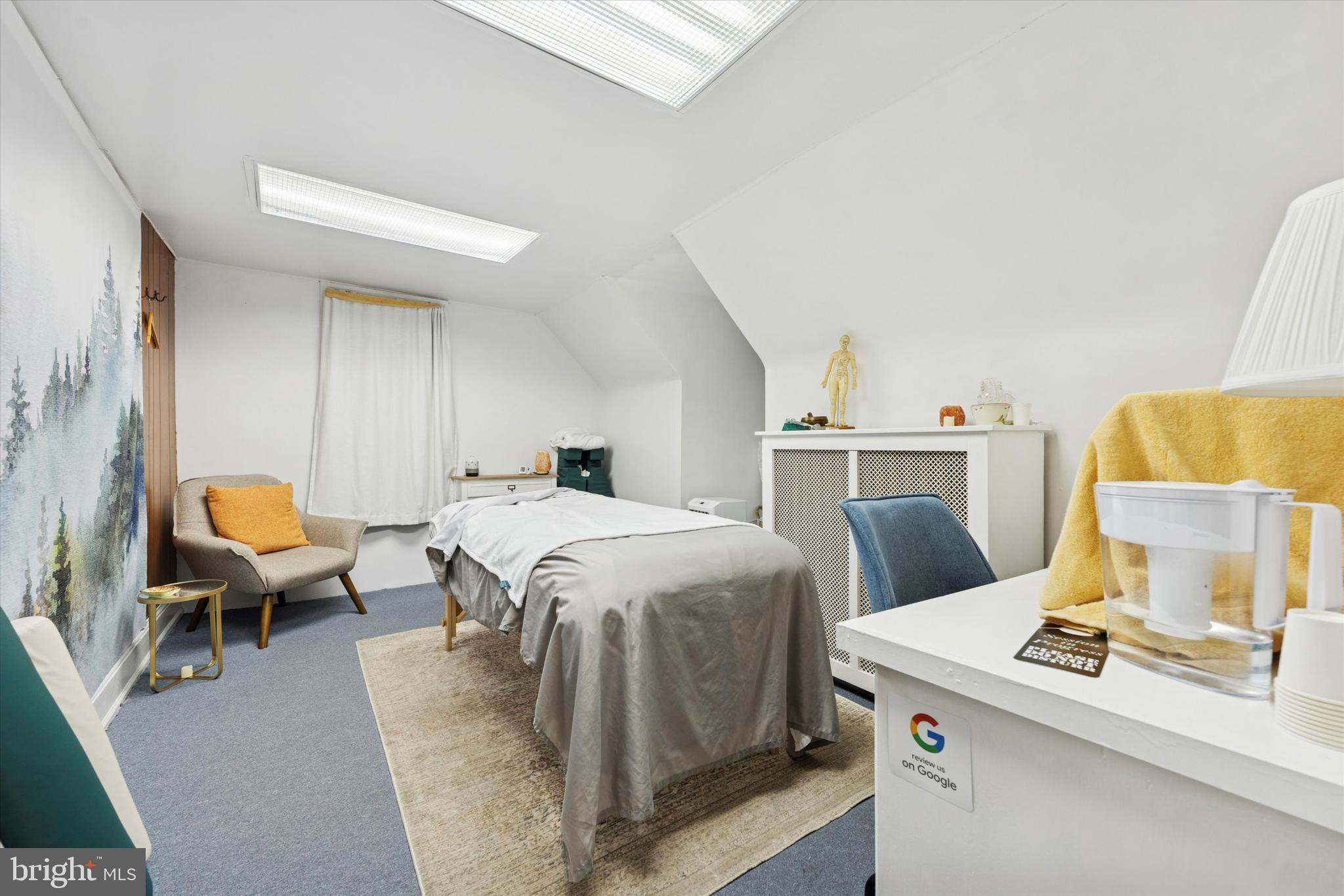 LLANERCH - Commercial Sale