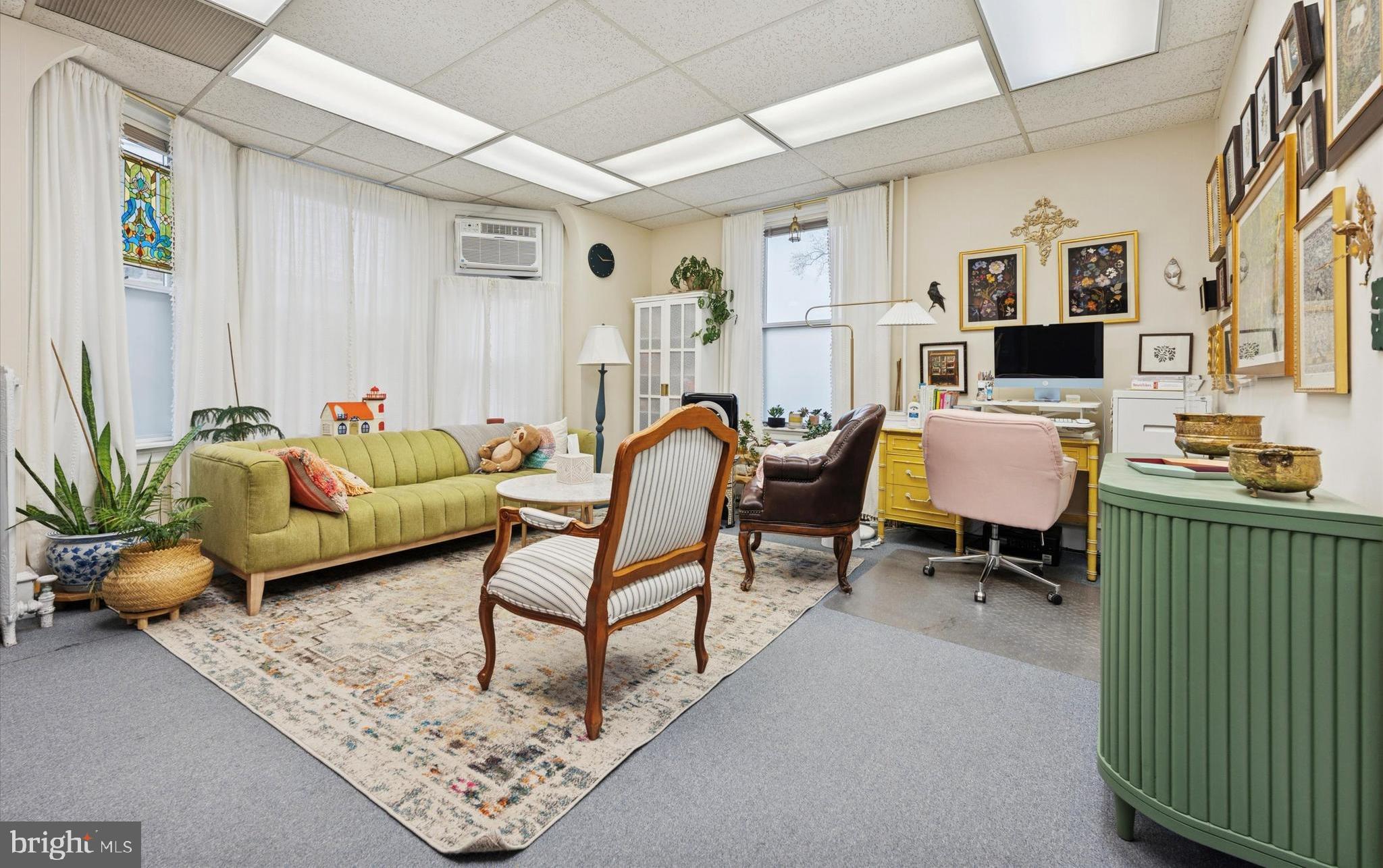 LLANERCH - Commercial Sale