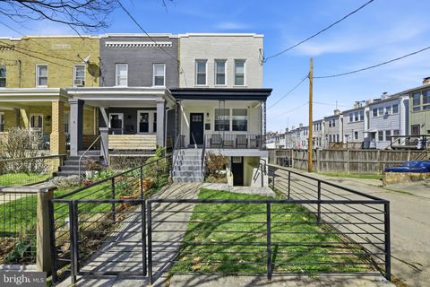 709 GALLATIN STREET NW WASHINGTON DC 20011