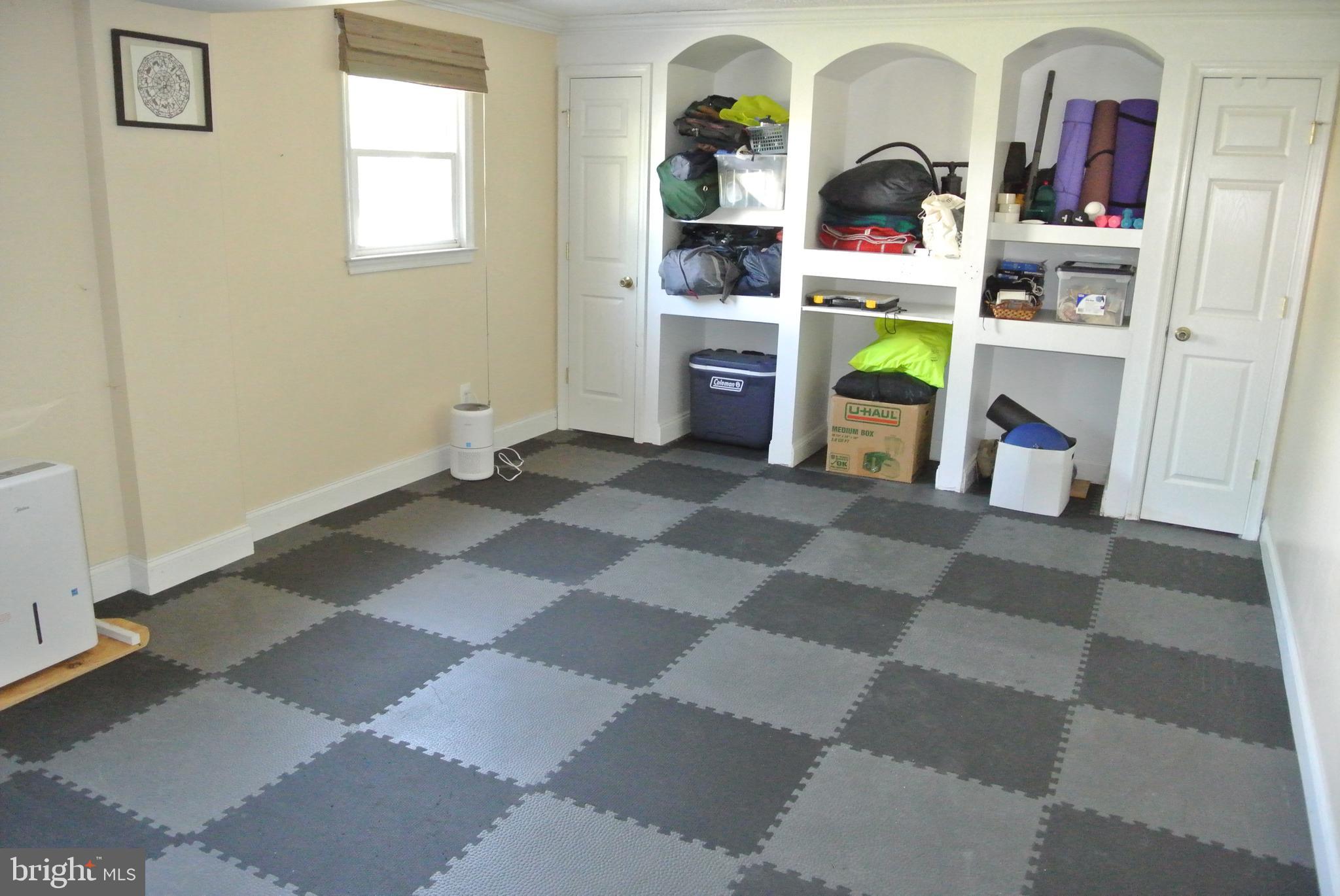 CLARKS RUN - Residential