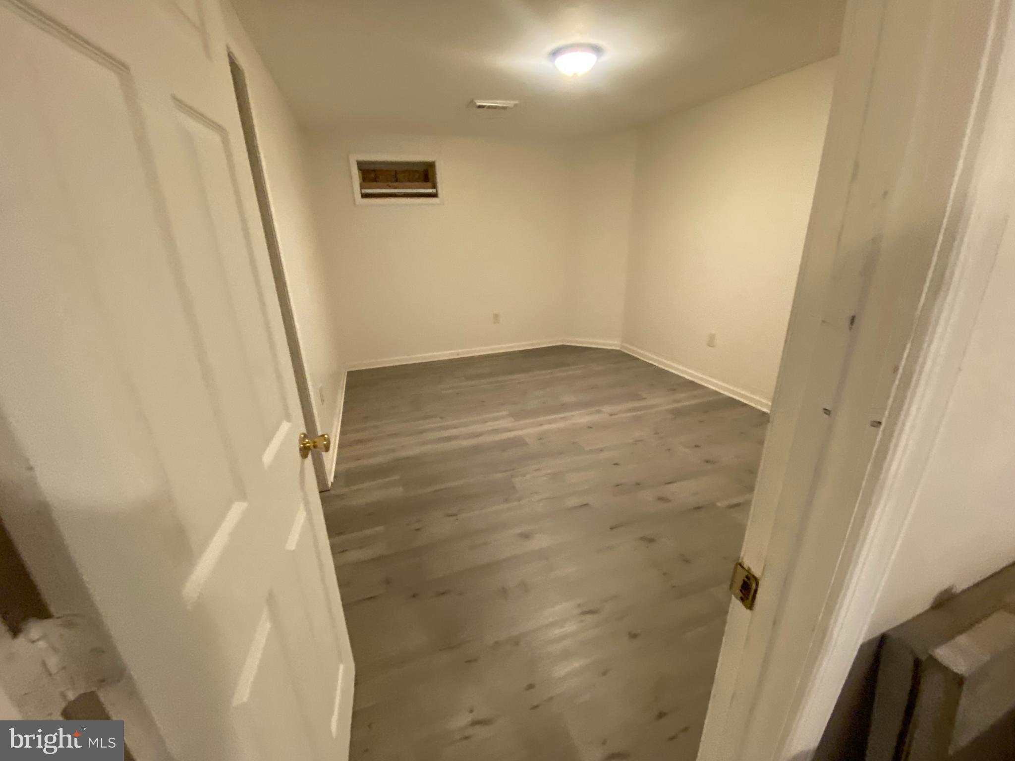 LAUREL - Residential