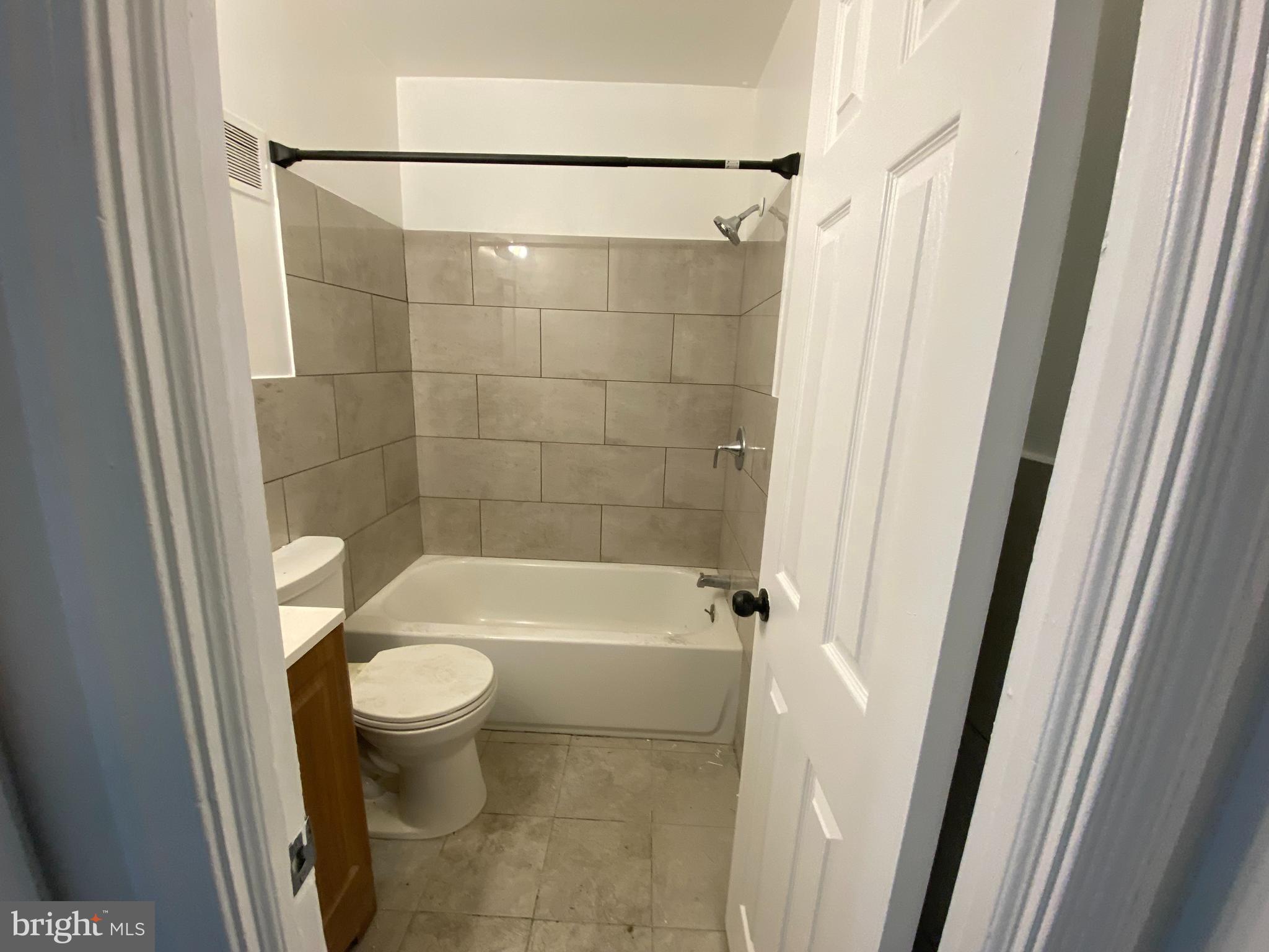 LAUREL - Residential