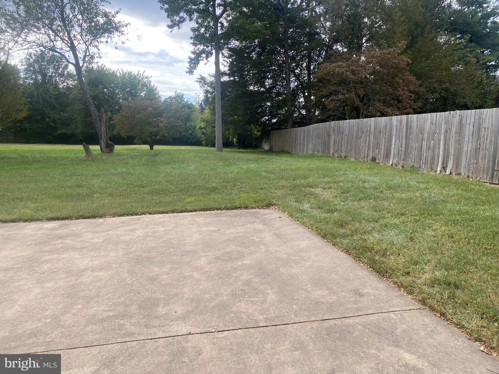 LAUREL - Residential