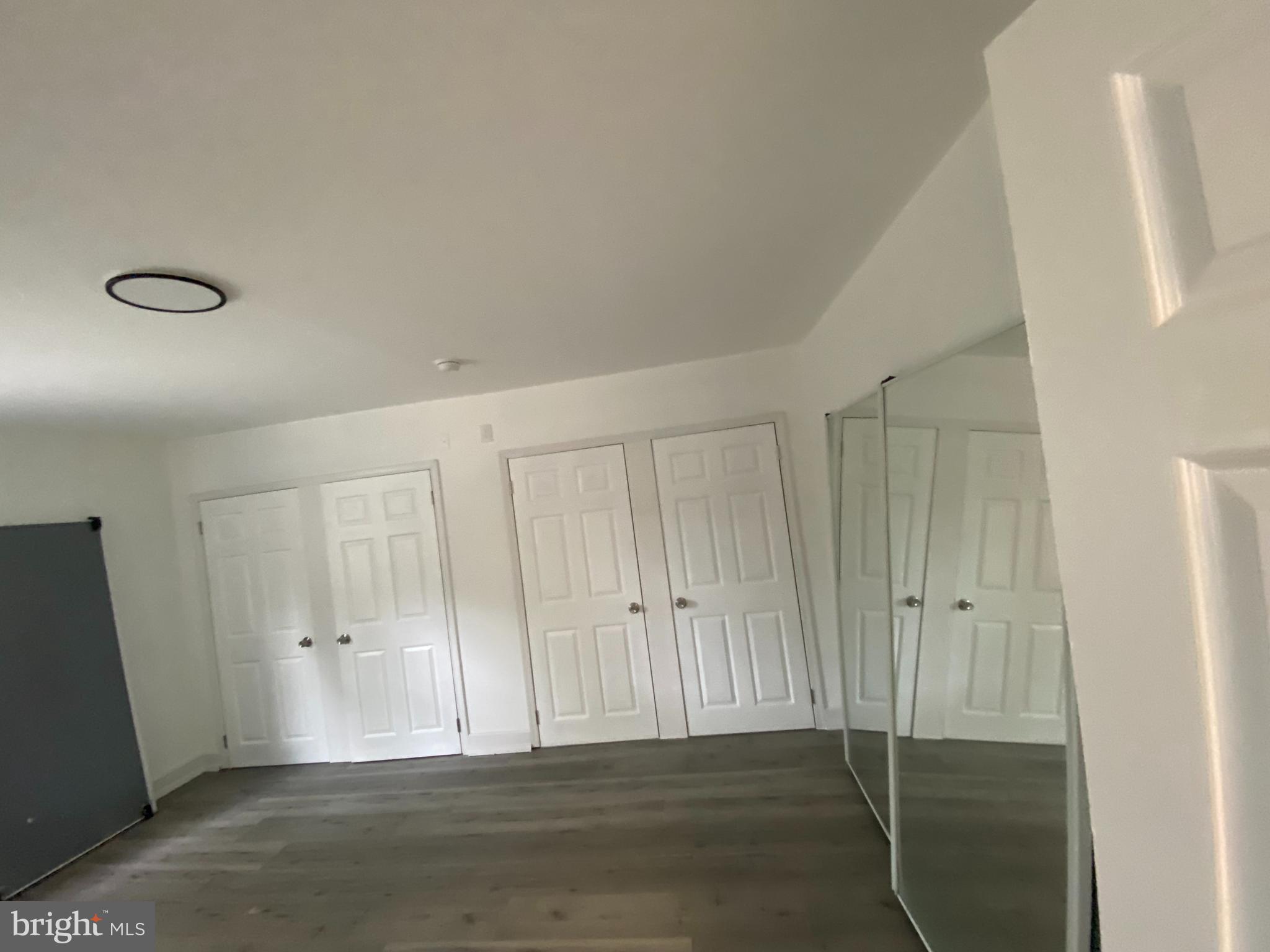 LAUREL - Residential