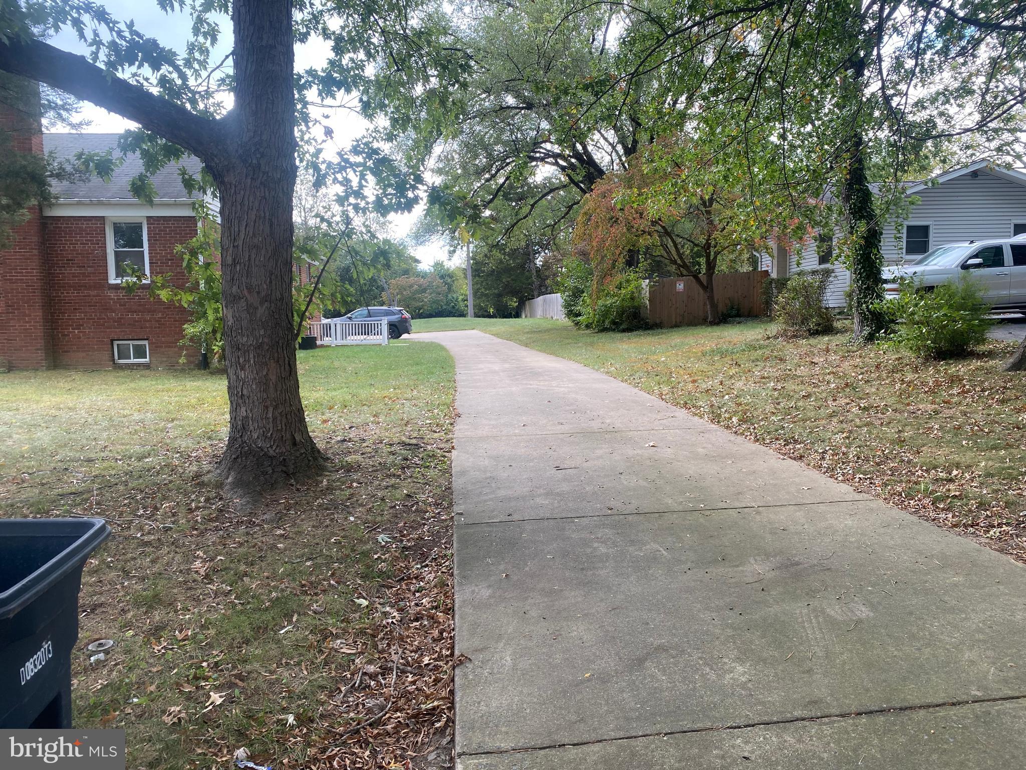 LAUREL - Residential