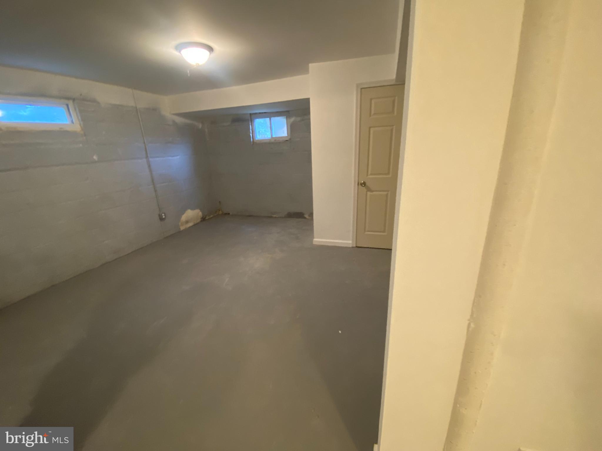 LAUREL - Residential