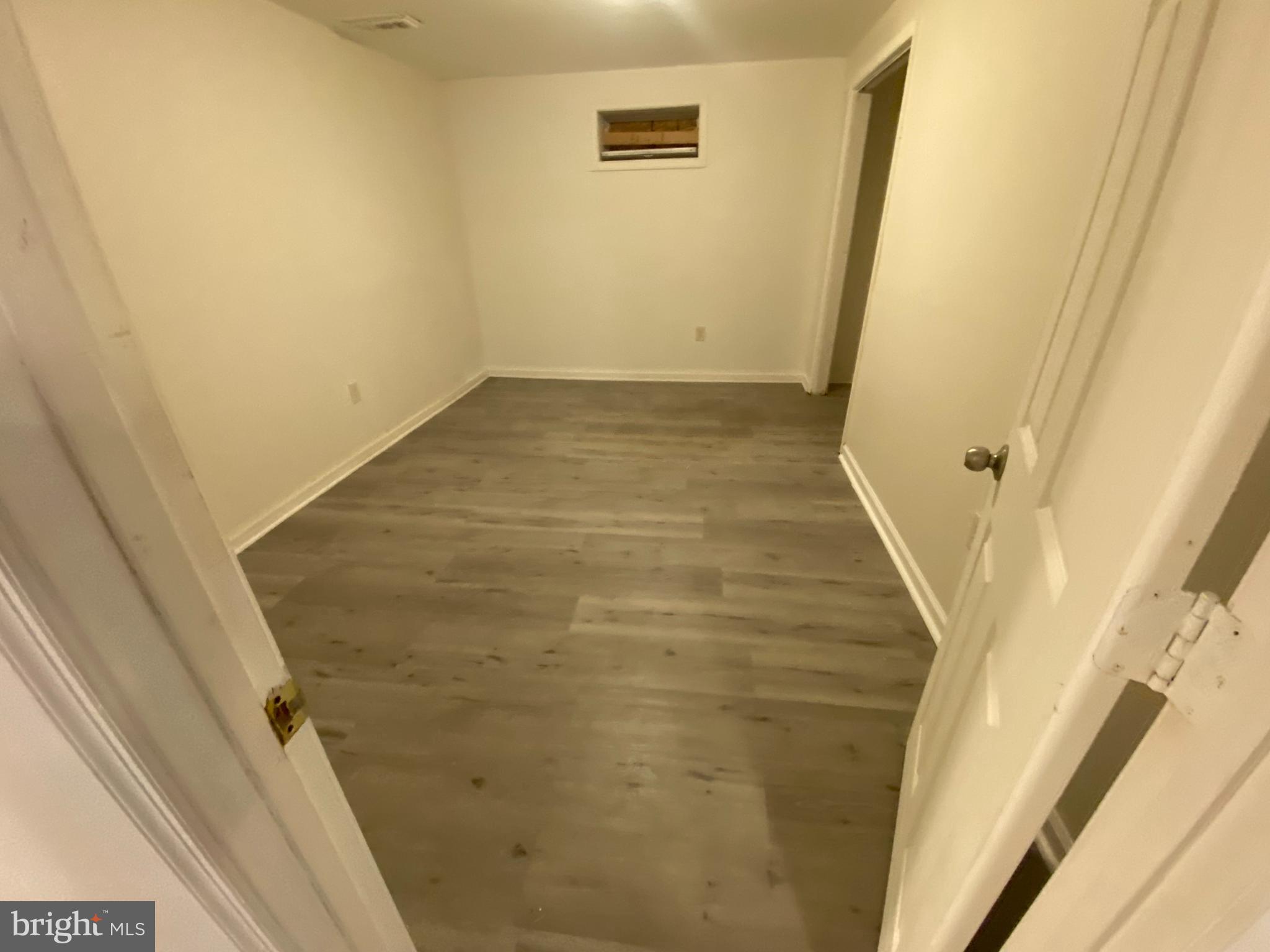 LAUREL - Residential