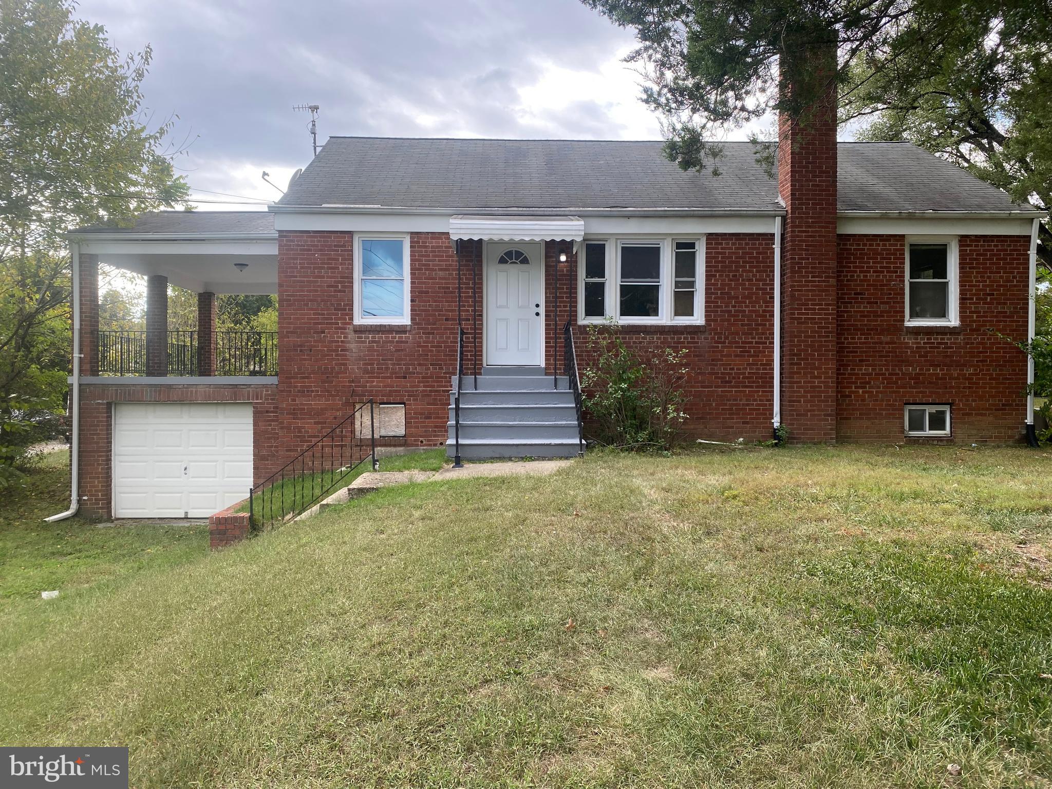 LAUREL - Residential