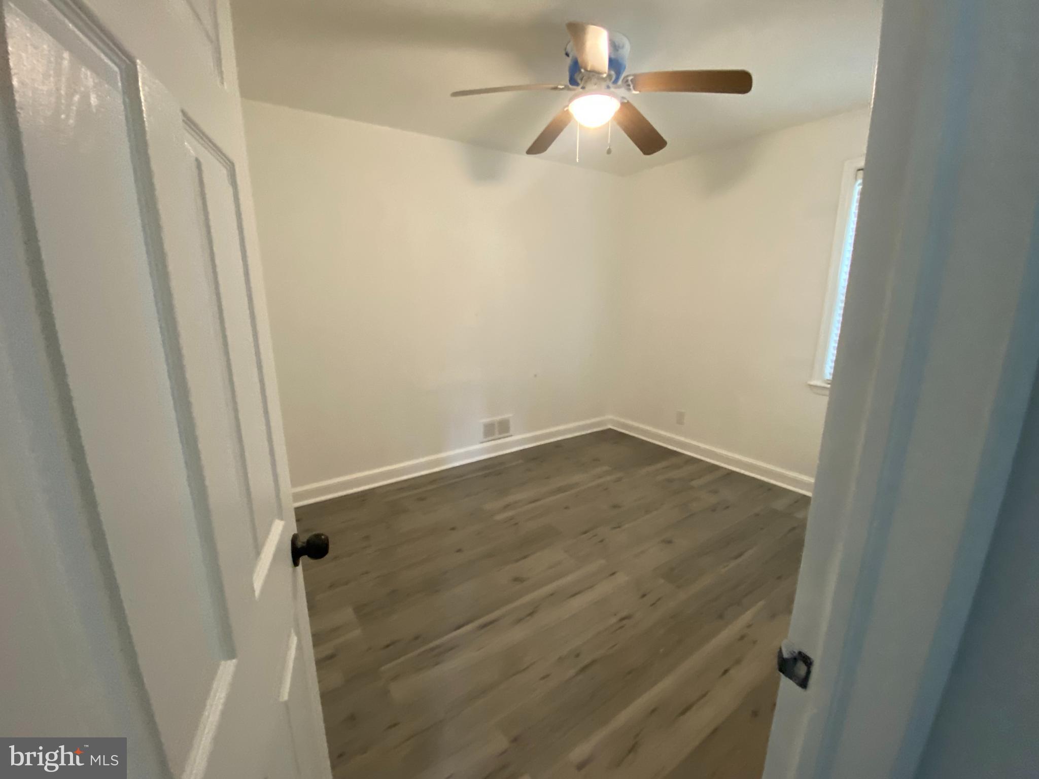 LAUREL - Residential